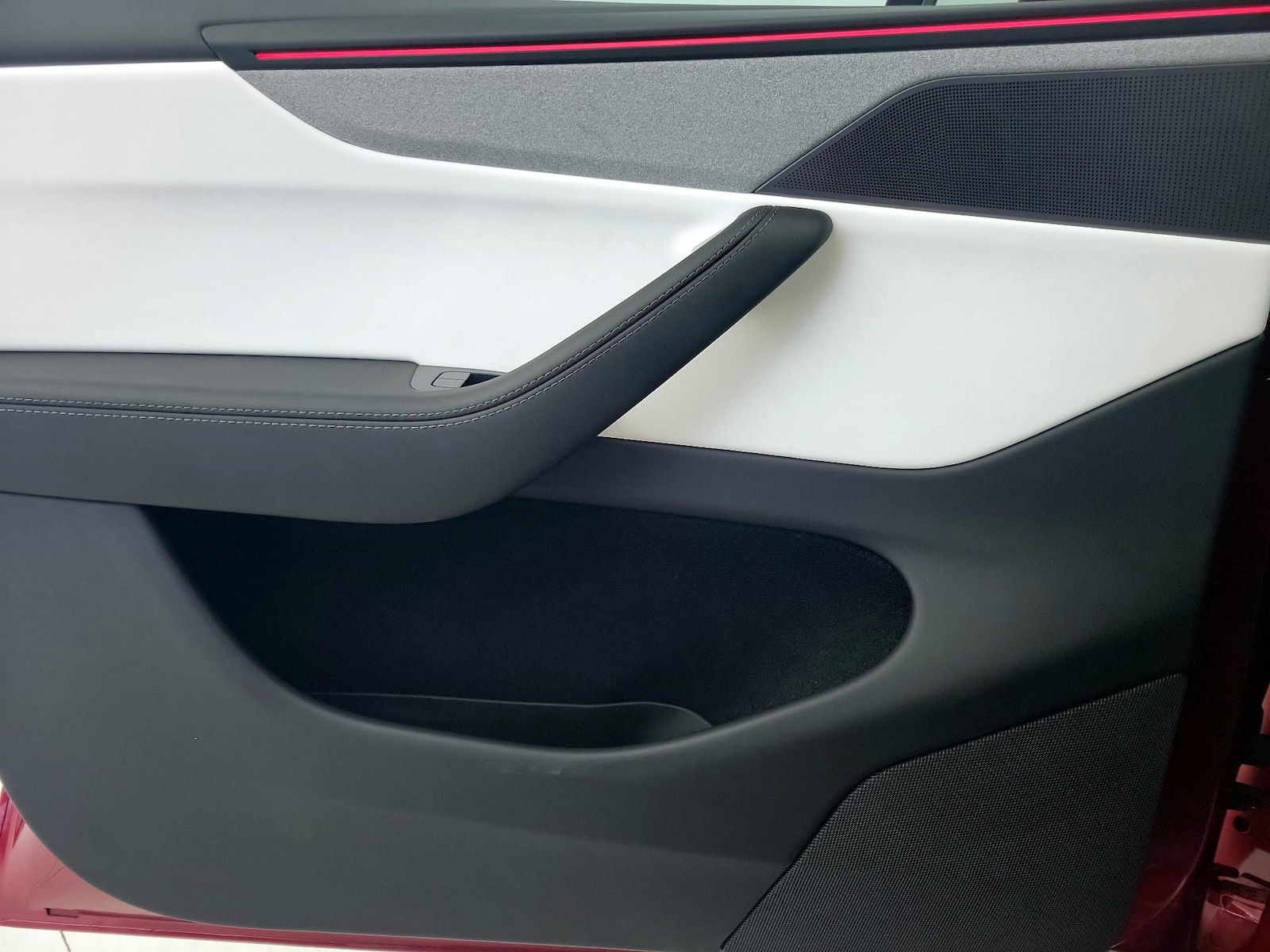 2026 Tesla Model Y Premium - Photo 13