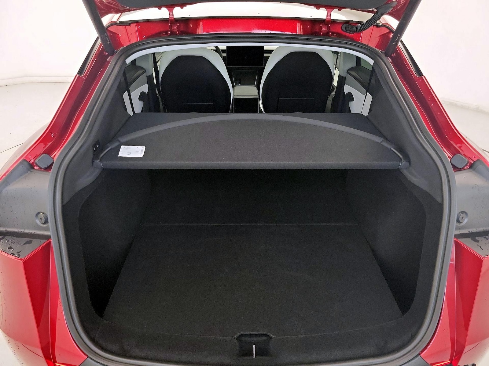 2026 Tesla Model Y Premium - Photo 22