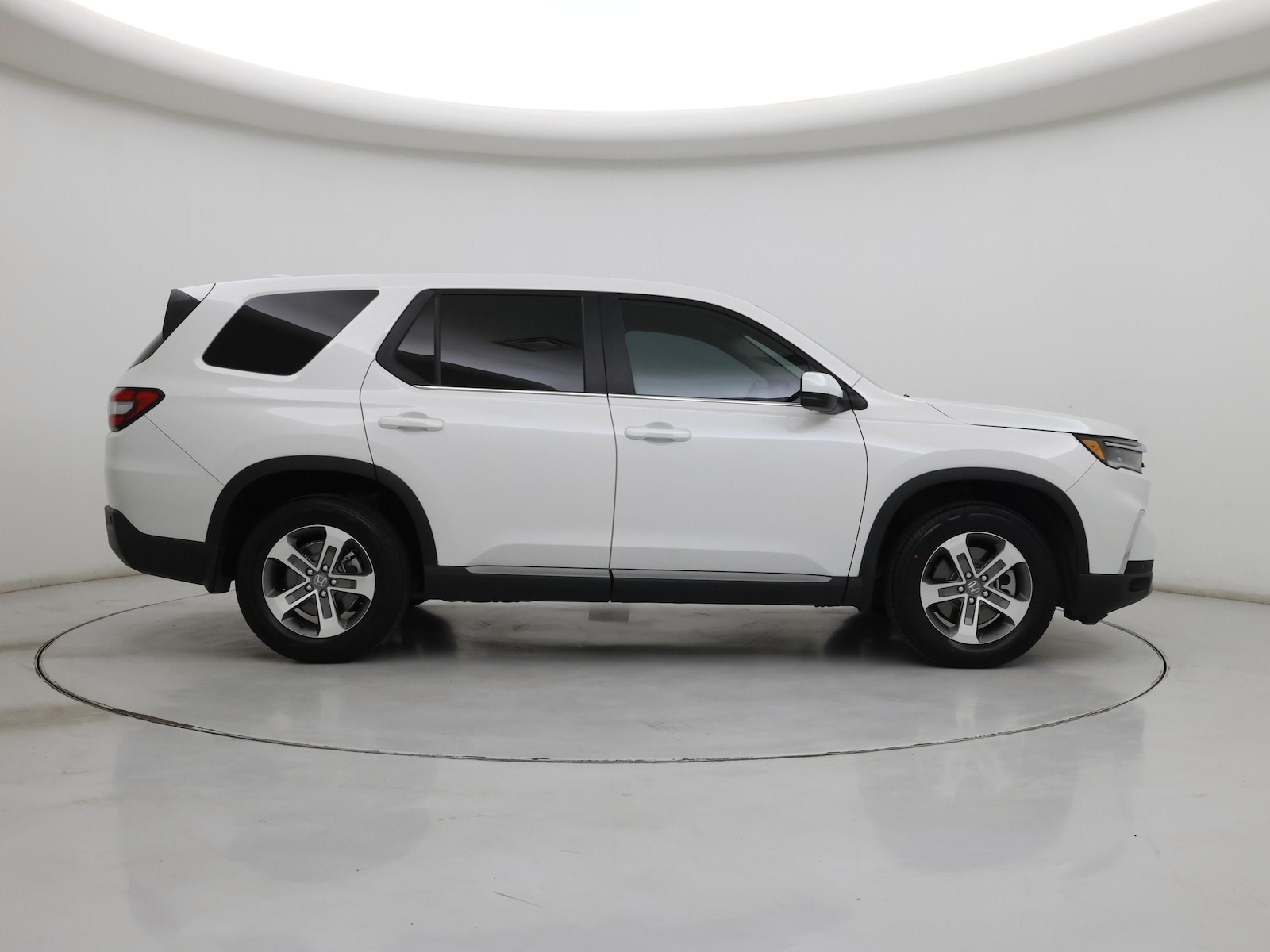 2024 Honda Pilot EX-L - Photo 8