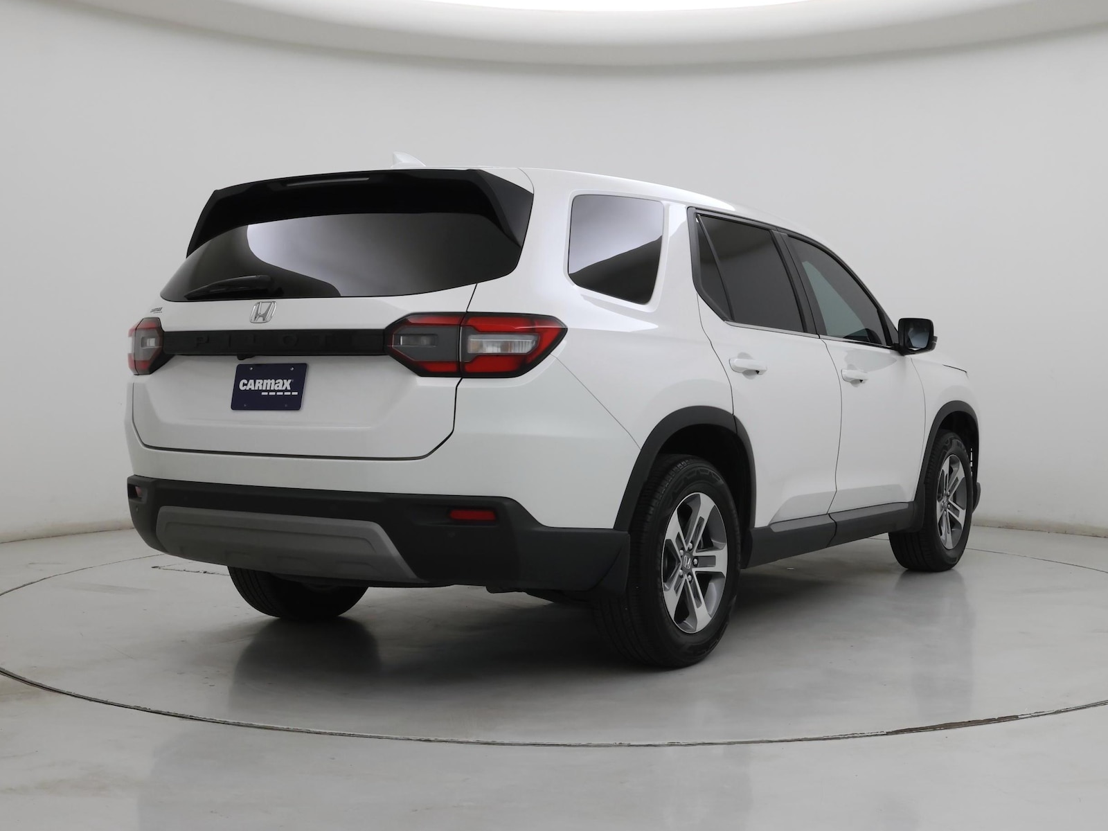 2024 Honda Pilot EX-L - Photo 9
