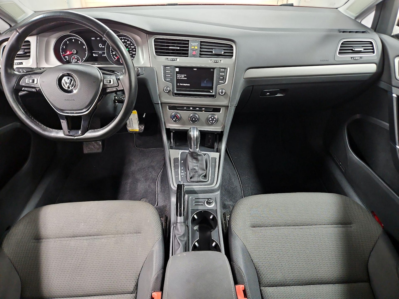 2016 Volkswagen Golf TSI S - Photo 10