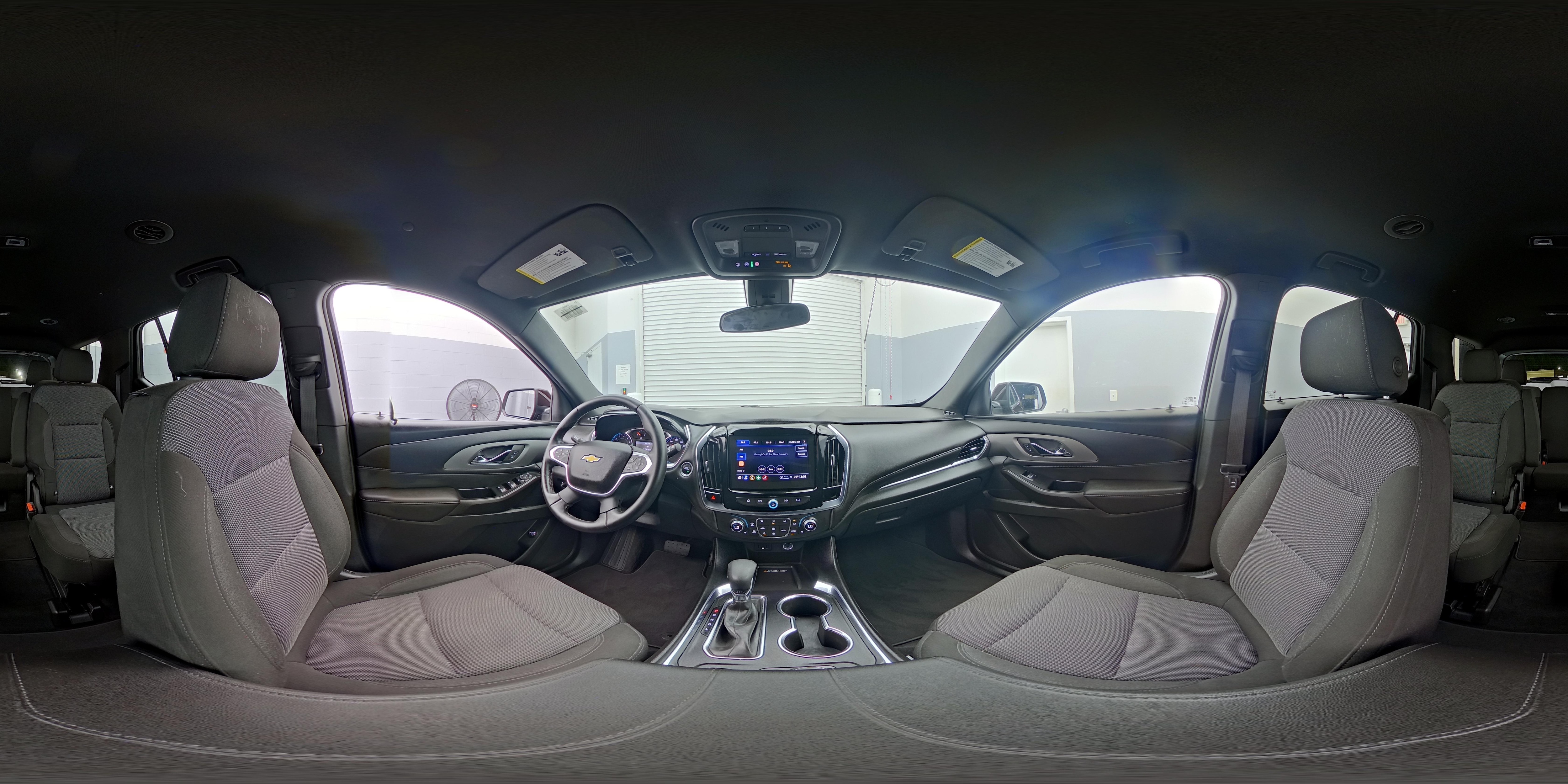 2023 Chevrolet Traverse 1LT - Photo 25