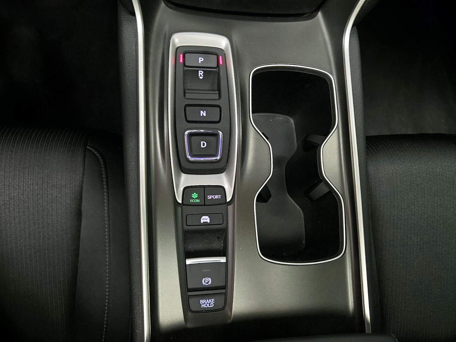 2021 Honda Accord Hybrid EX - Photo 18
