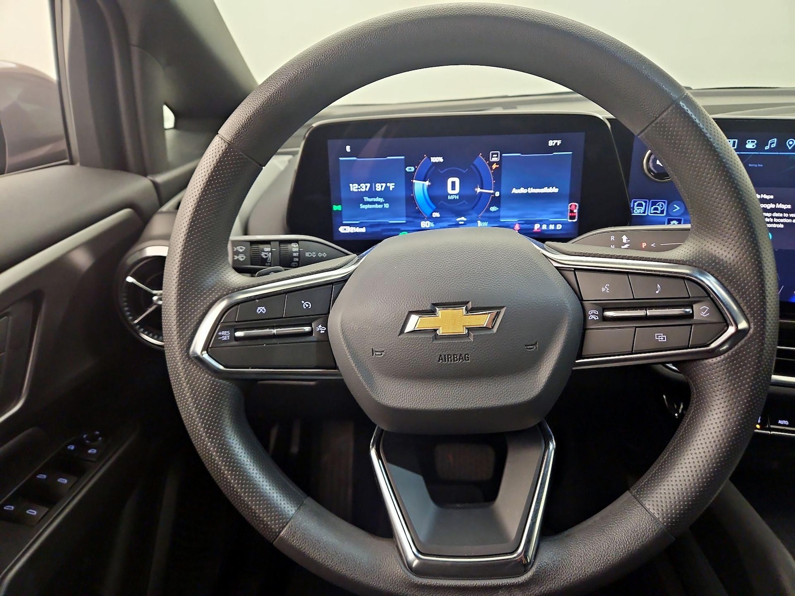 2025 Chevrolet Equinox EV 1LT - Photo 11