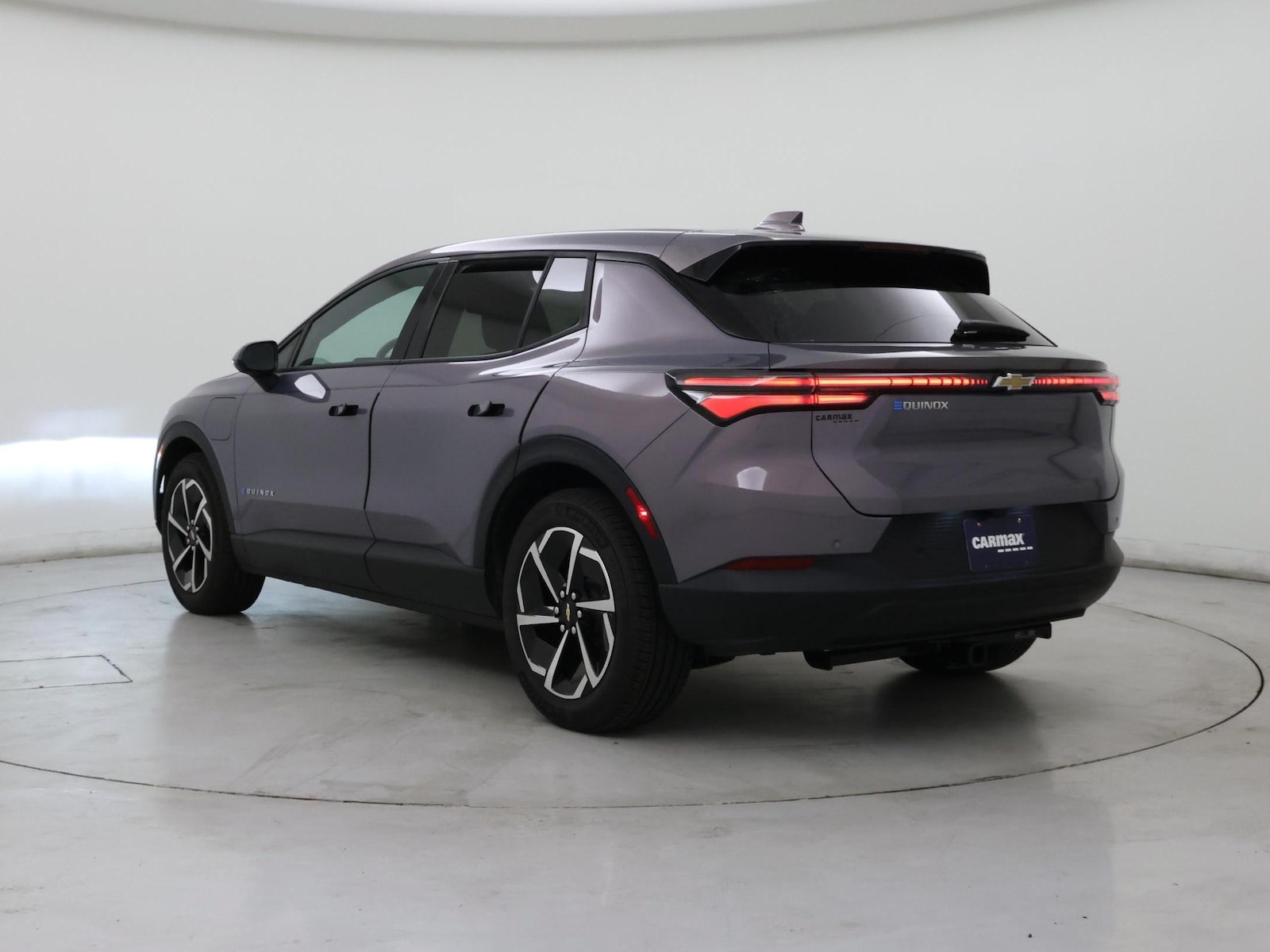 2025 Chevrolet Equinox EV 1LT - Photo 3