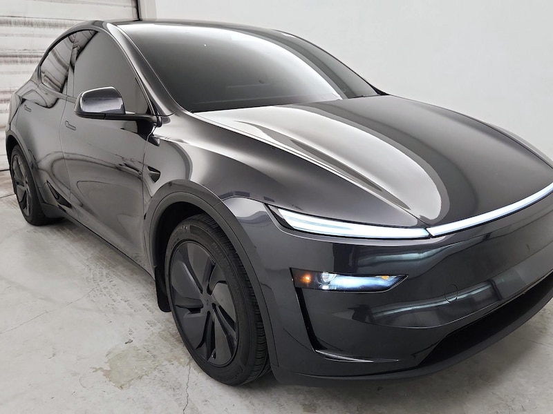 2026 Tesla Model Y Long Range