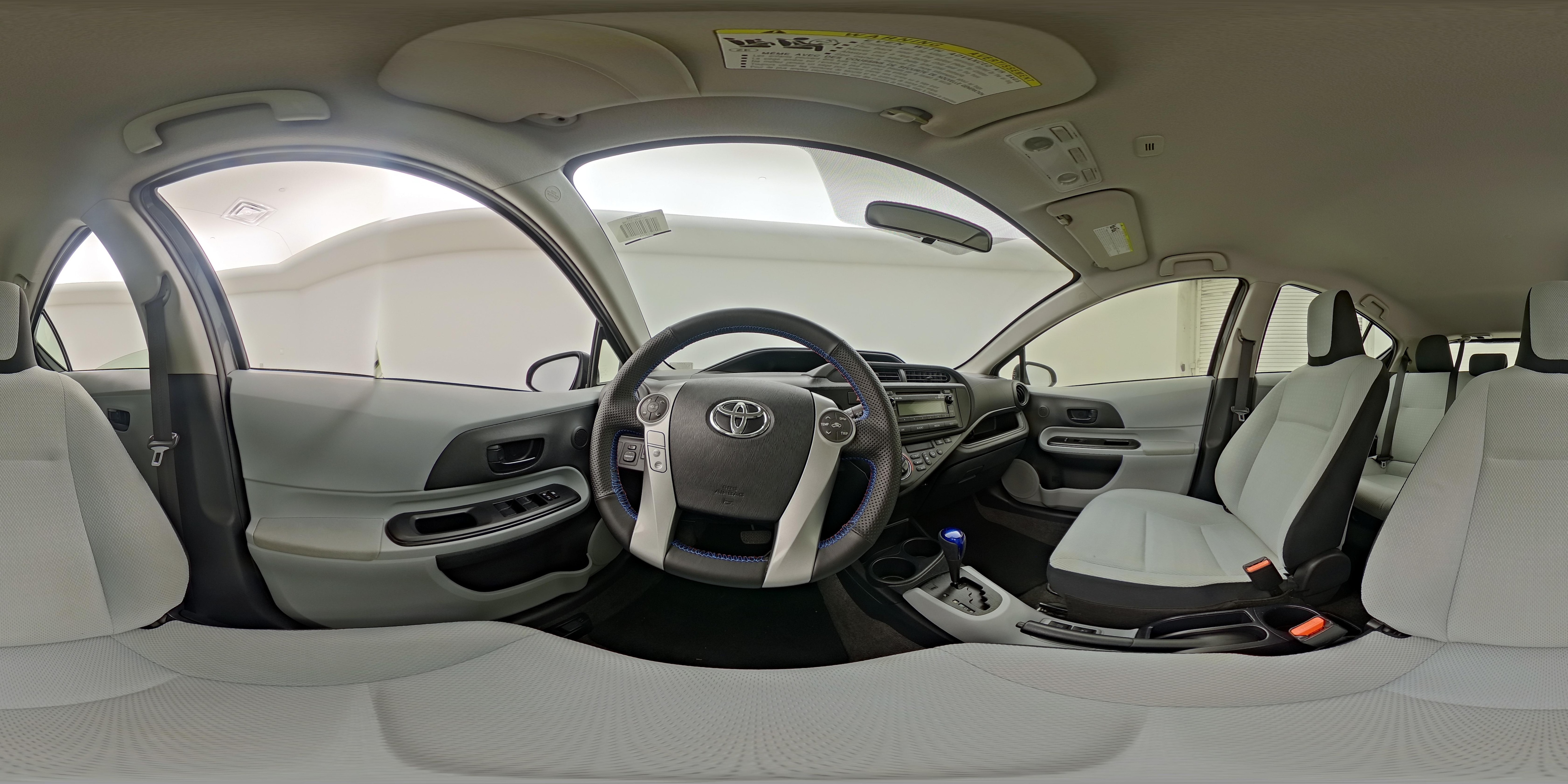 2014 Toyota Prius c One - Photo 25