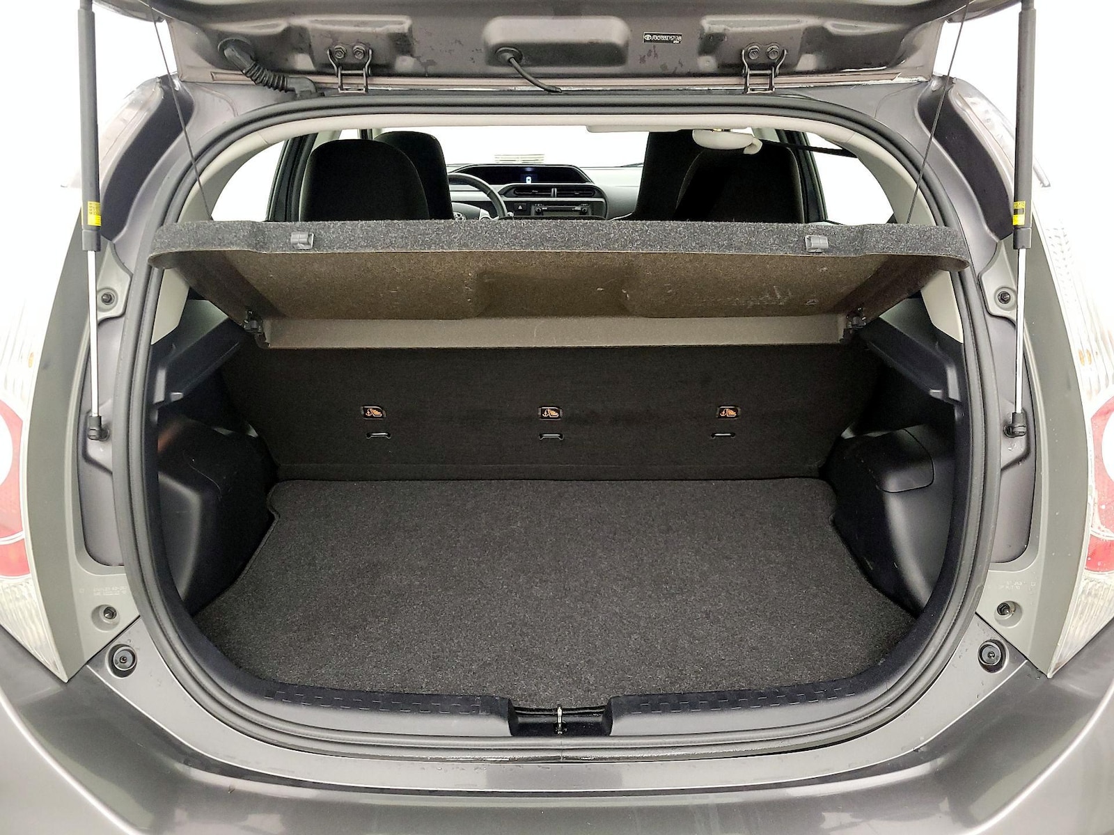 2014 Toyota Prius c One - Photo 20