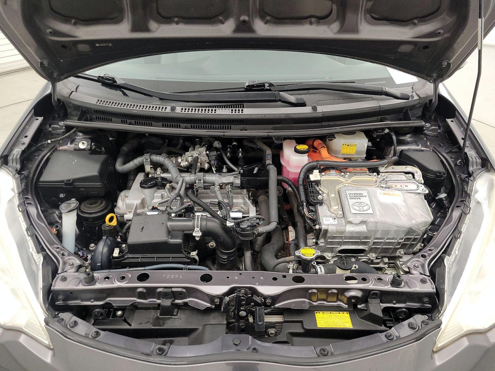 2014 Toyota Prius c One - Photo 21