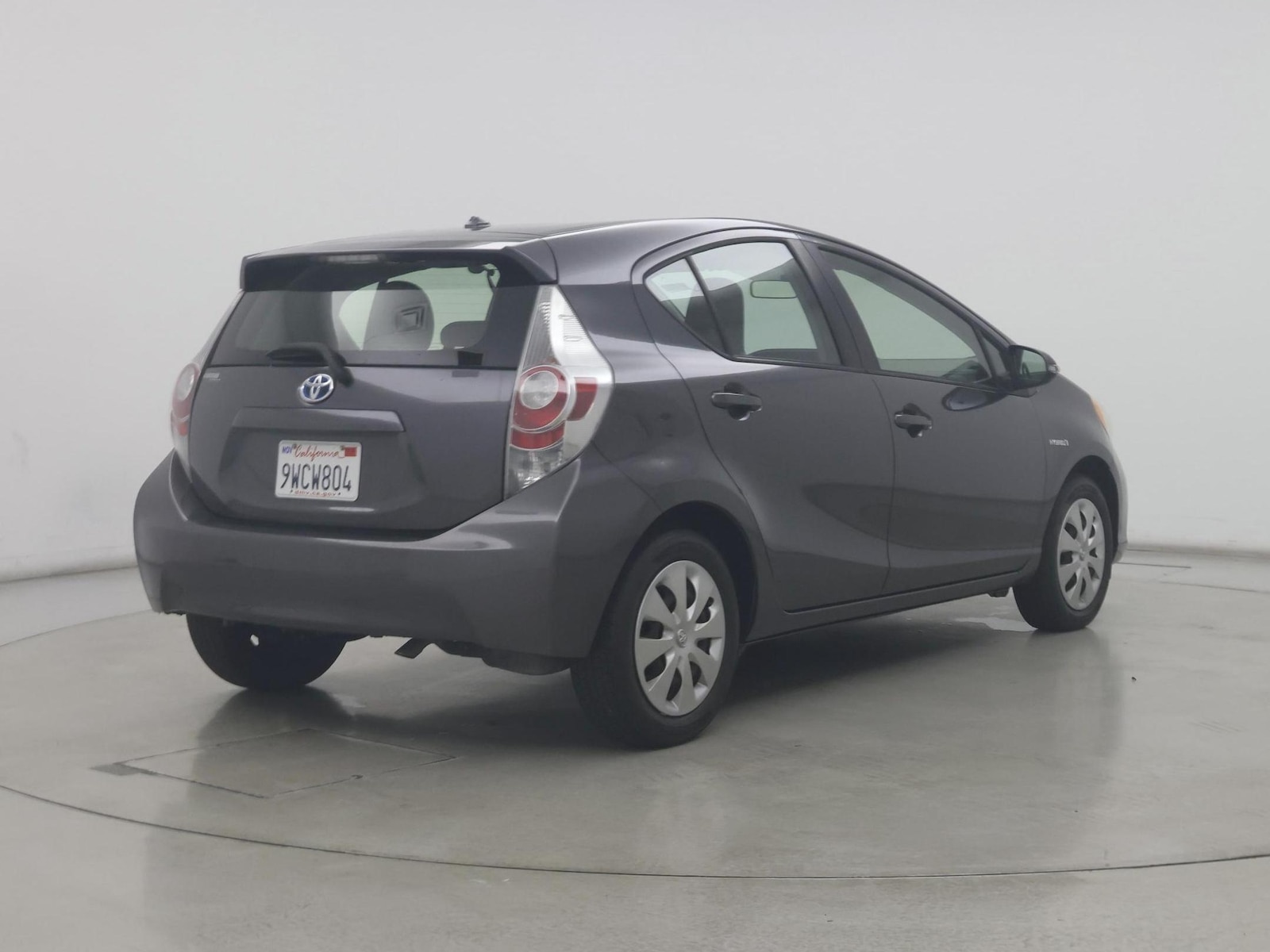 2014 Toyota Prius c One - Photo 9