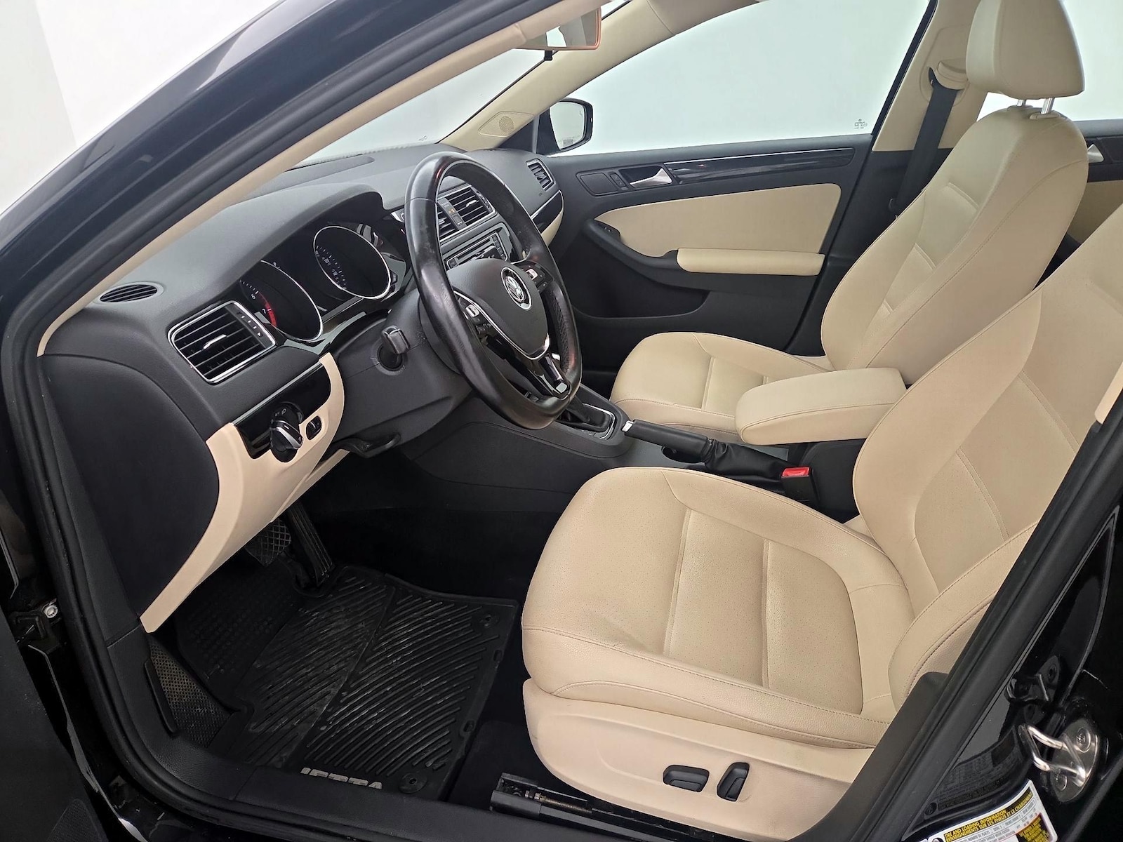 2017 Volkswagen Jetta SEL - Photo 12