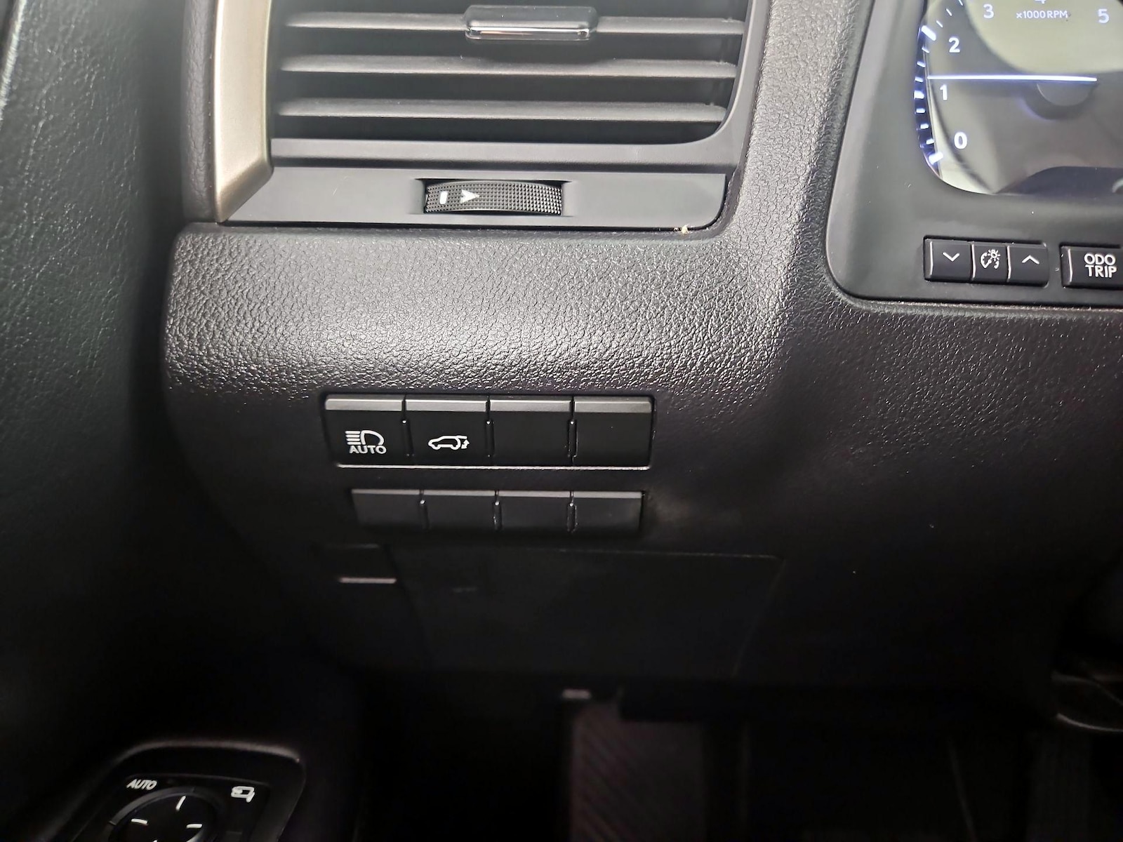 2020 Lexus RX 350 - Photo 14