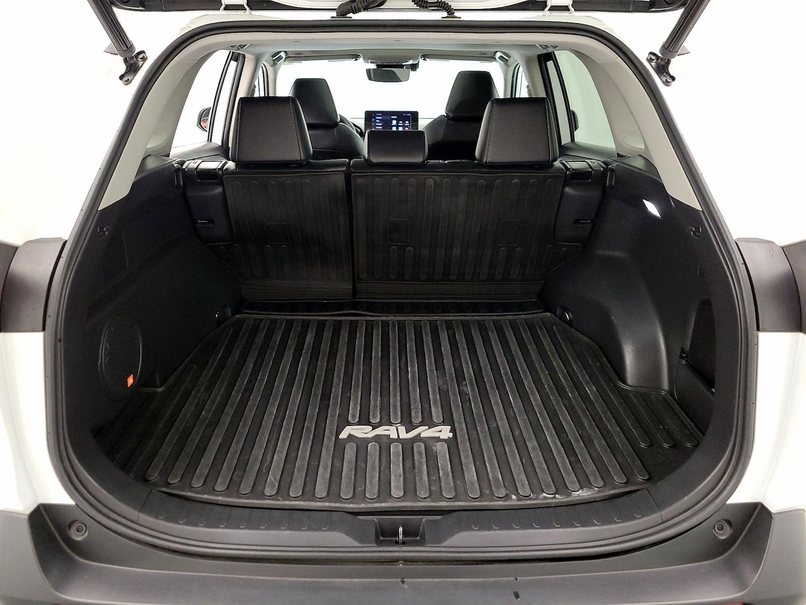 2023 Toyota RAV4 XLE Premium - Photo 22