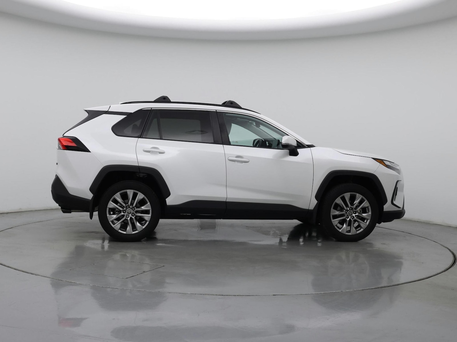 2023 Toyota RAV4 XLE Premium - Photo 8