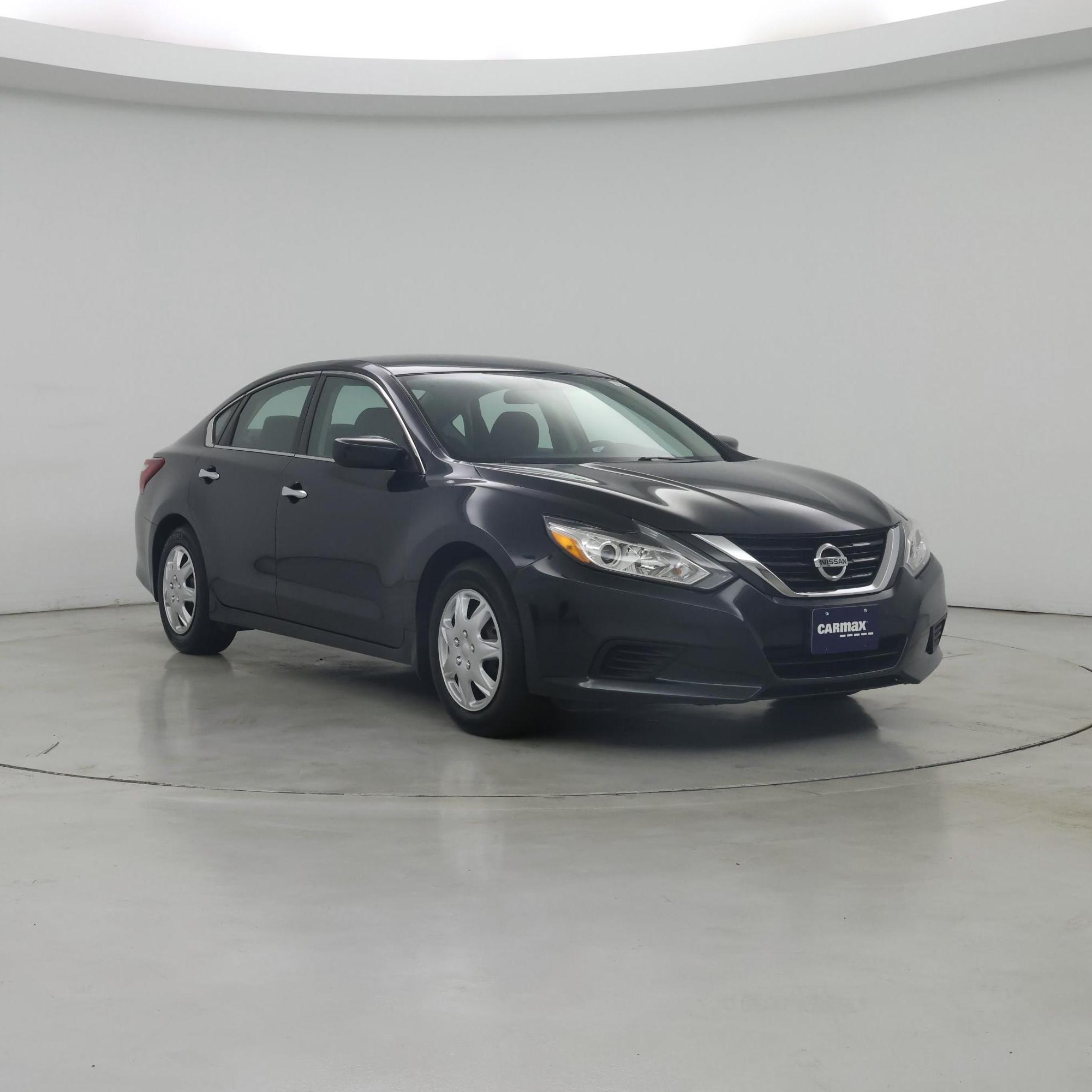 Blue 2018 Nissan Altima Sedan Front-Wheel Drive Automatic