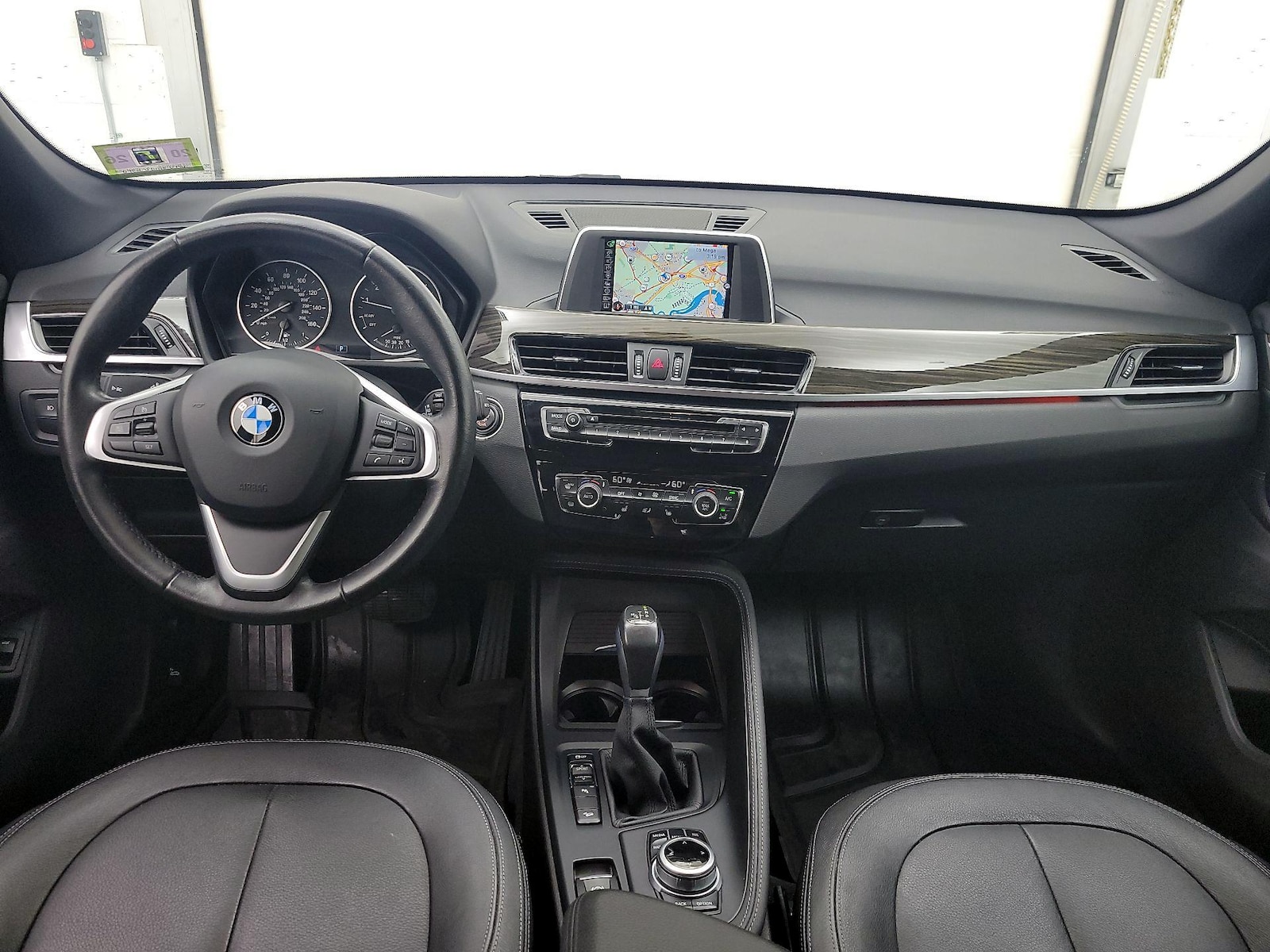 2017 BMW X1 28i - Photo 10