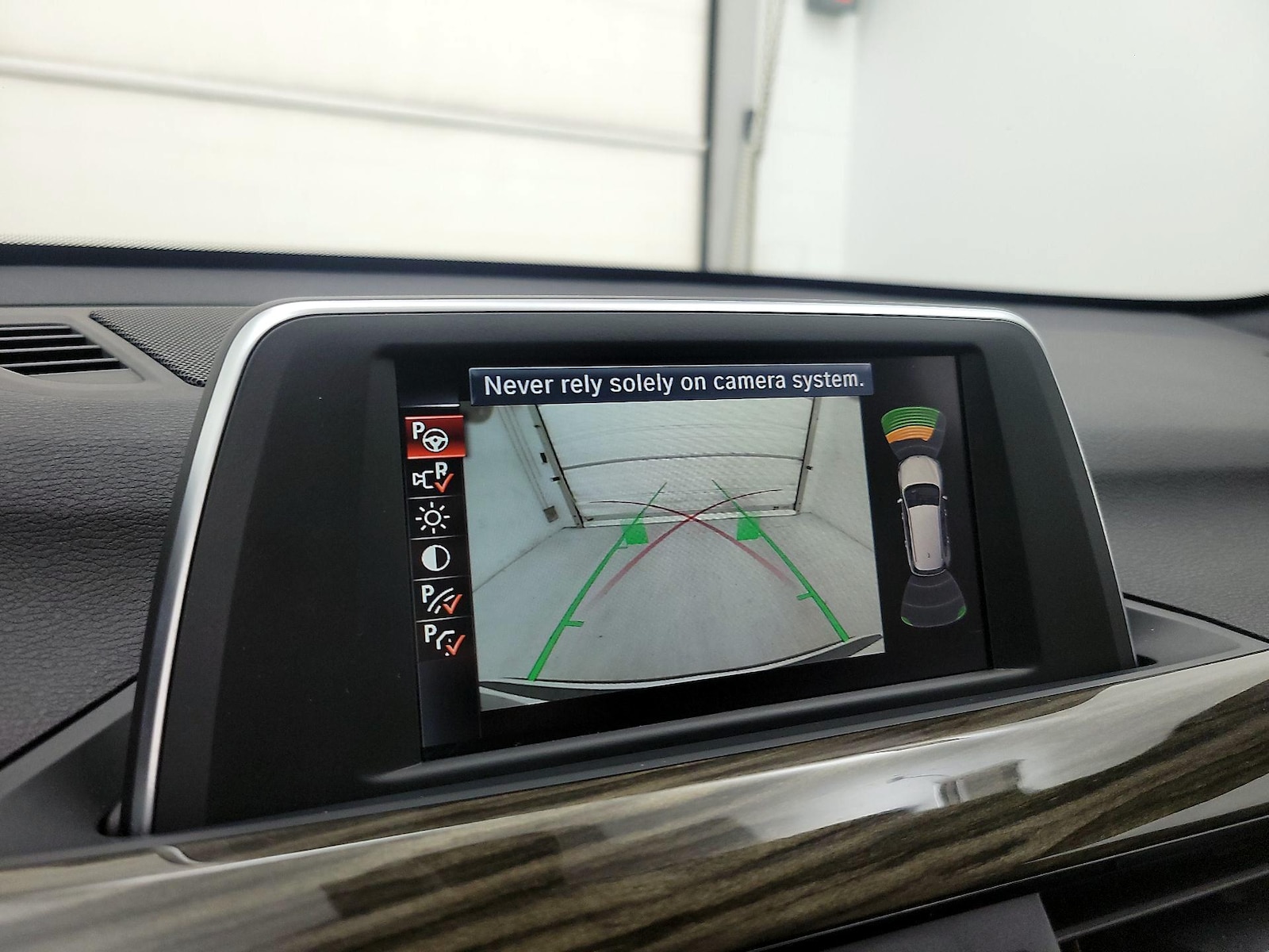 2017 BMW X1 28i - Photo 16