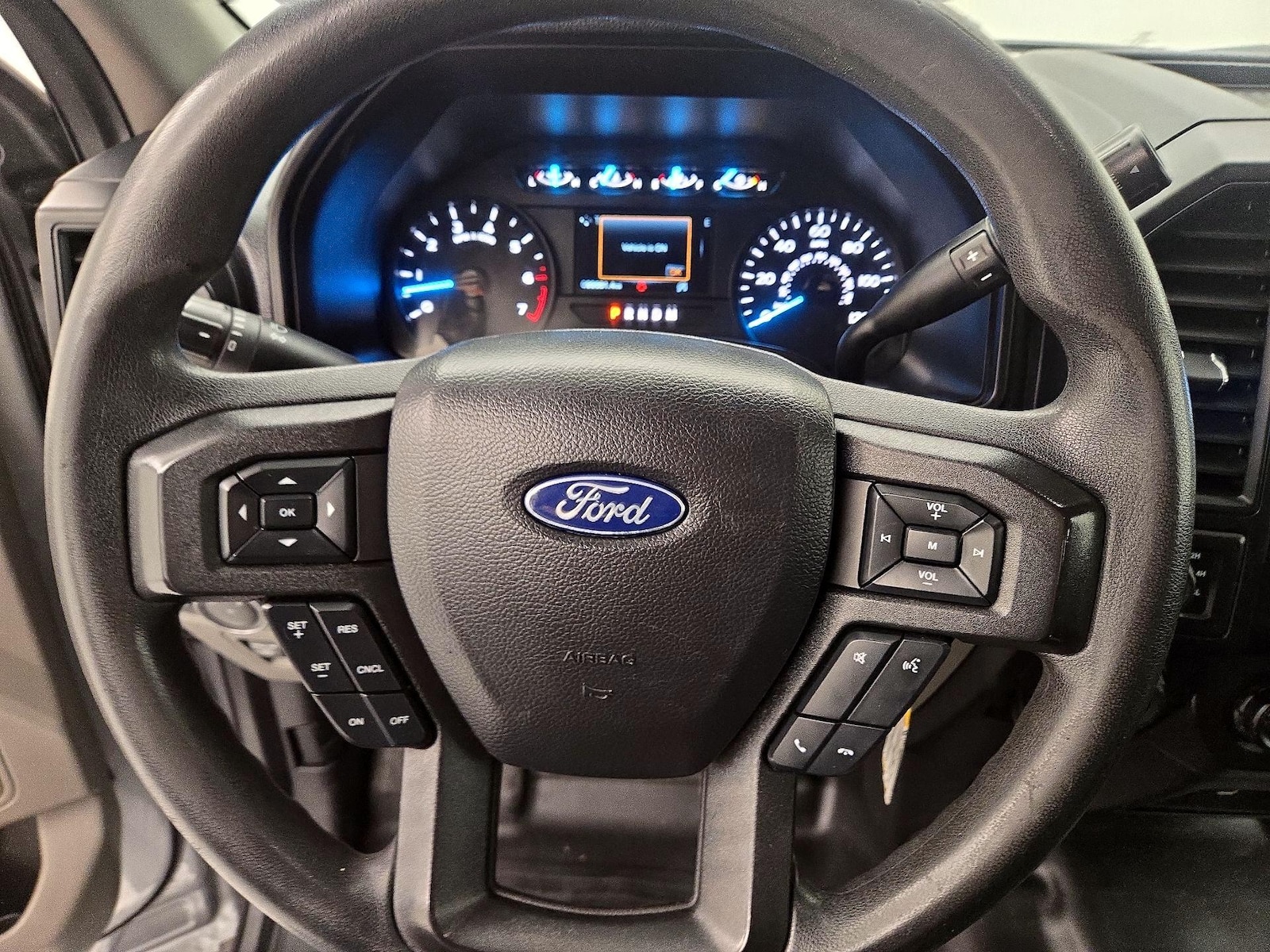 2020 Ford F-150 XL - Photo 11
