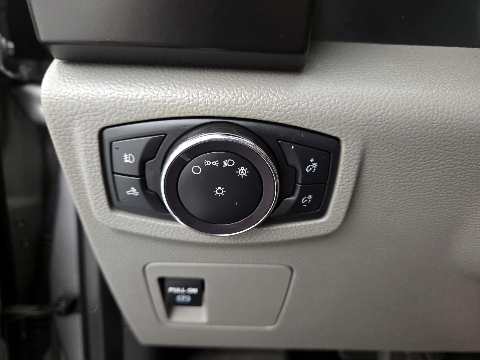 2020 Ford F-150 XL - Photo 14