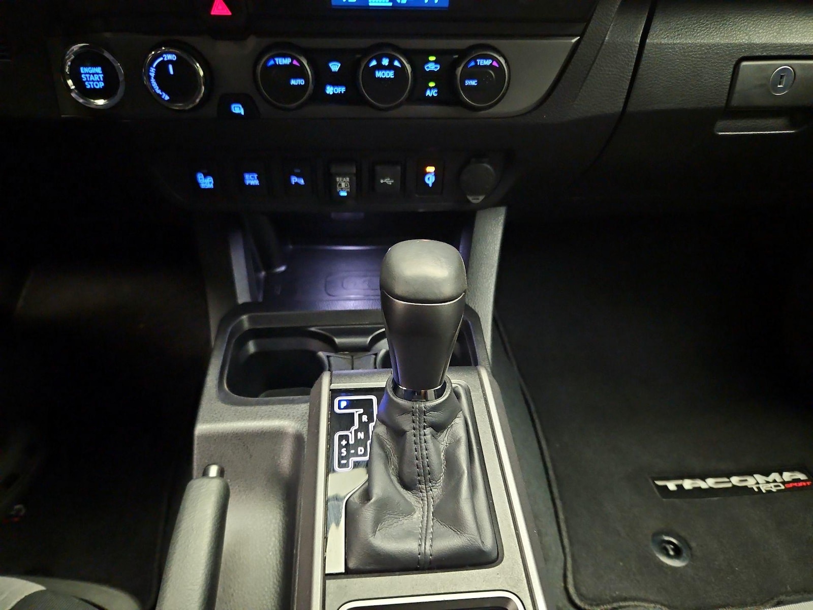 2023 Toyota Tacoma TRD Sport - Photo 17