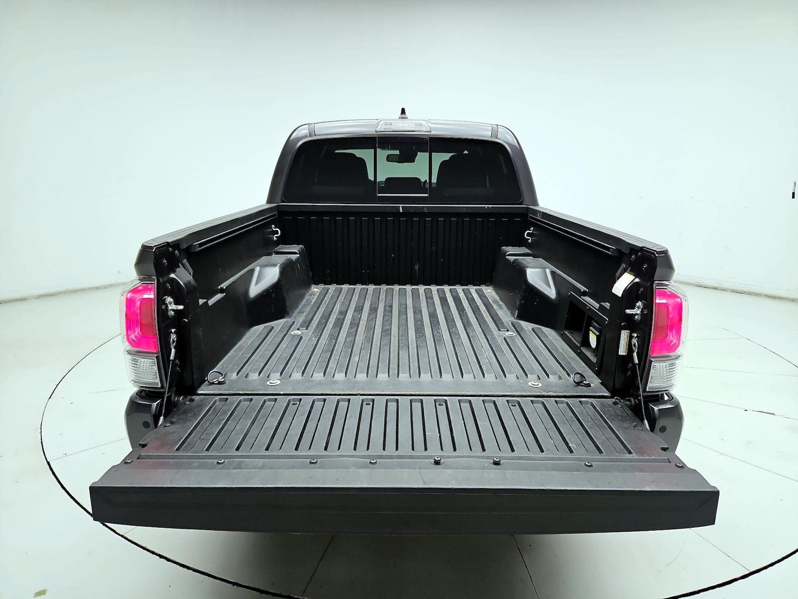 2023 Toyota Tacoma TRD Sport - Photo 19