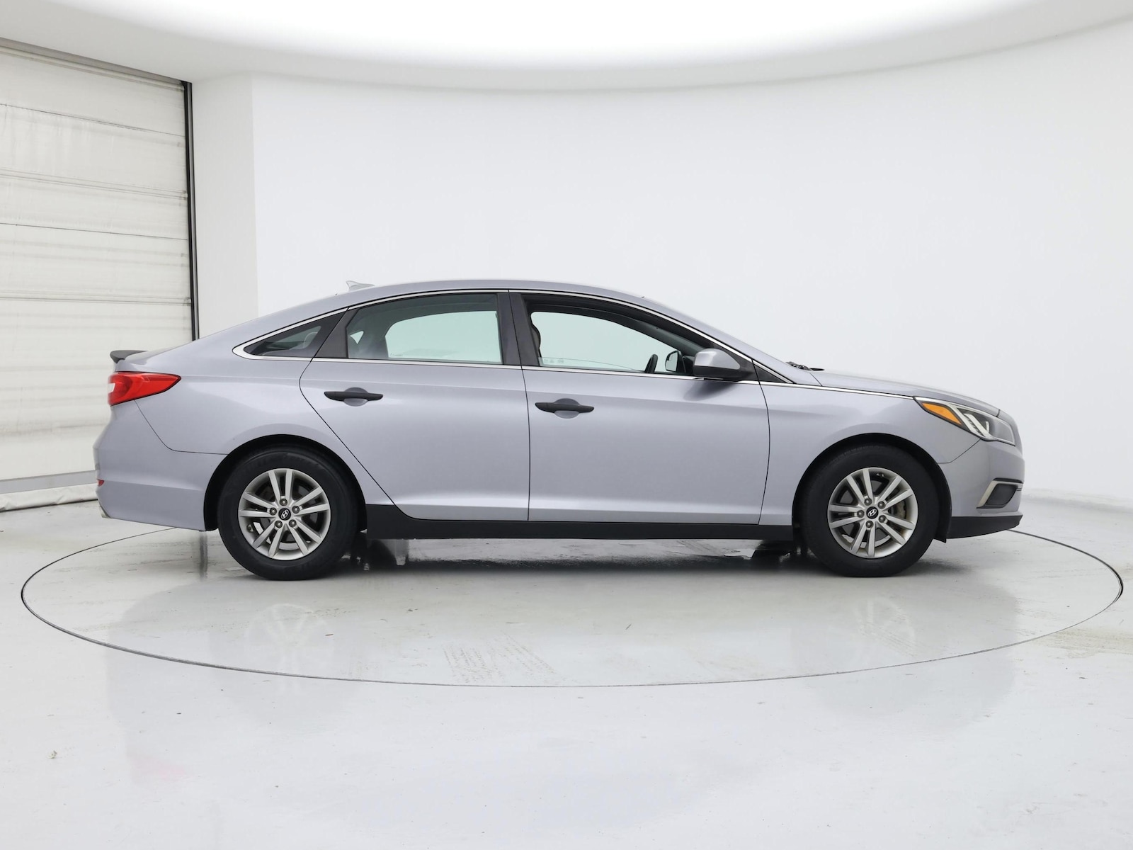 2017 Hyundai Sonata SE - Photo 8