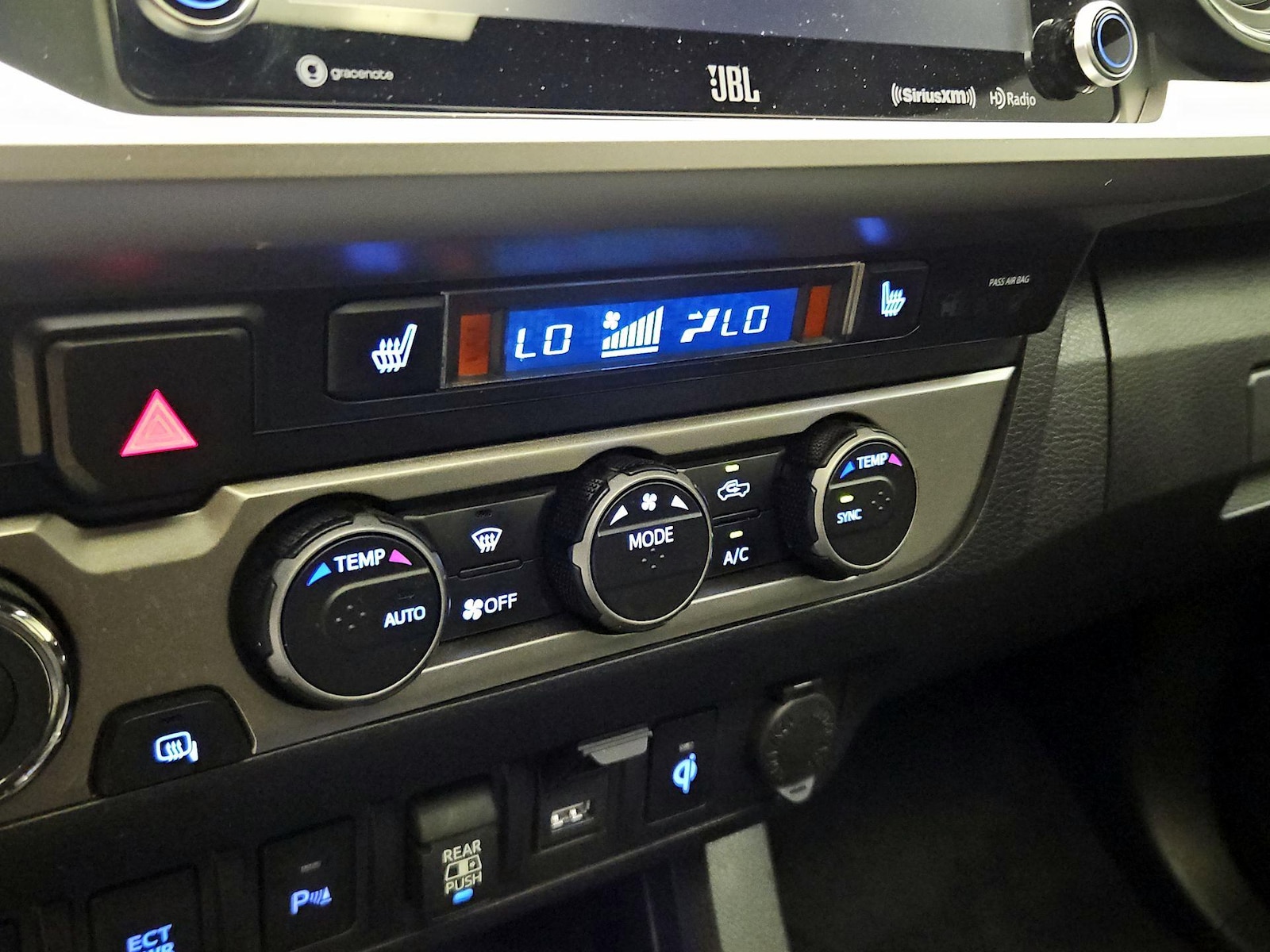 2023 Toyota Tacoma Limited - Photo 18