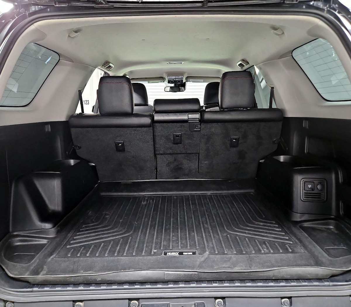 Trunk/Cargo (Seats Up)