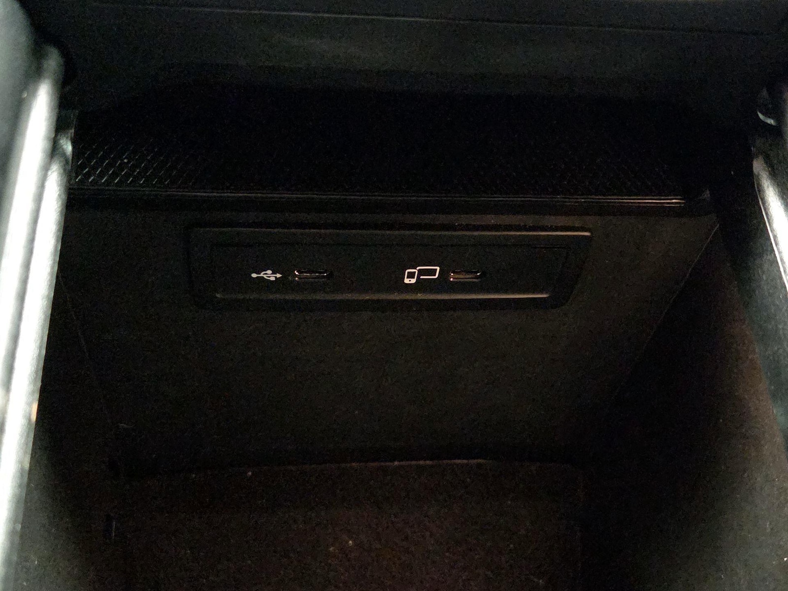 2022 Mercedes-Benz GLC GLC300 - Photo 19