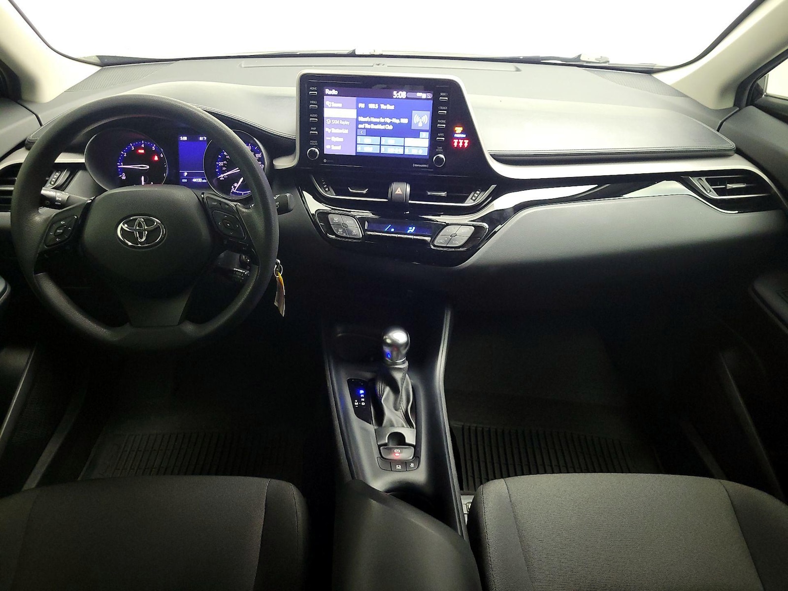 2020 Toyota C-HR LE - Photo 10