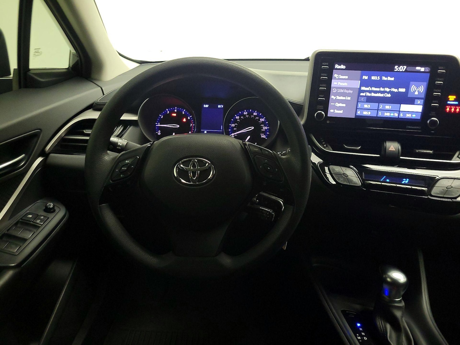 2020 Toyota C-HR LE - Photo 11
