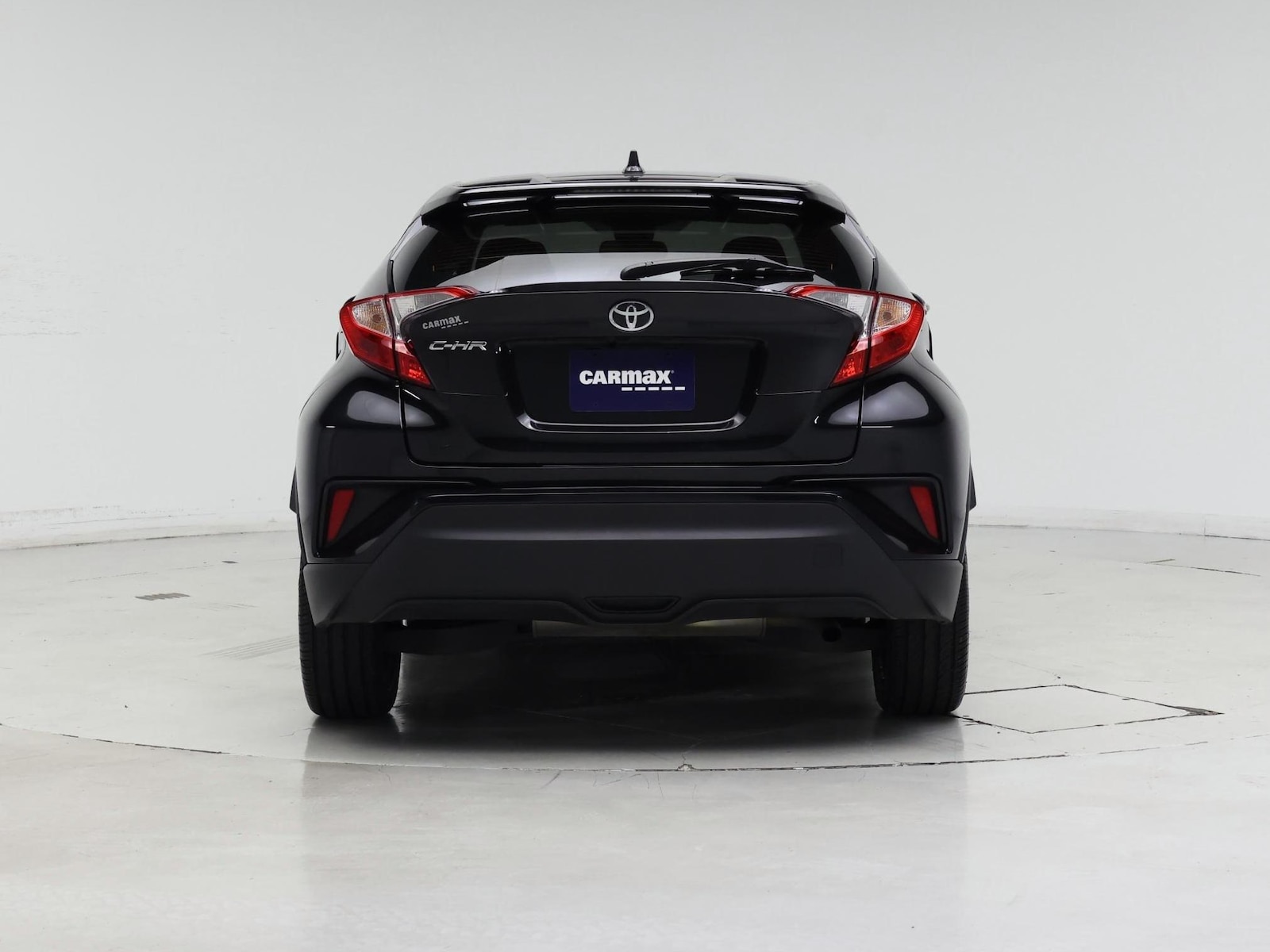 2020 Toyota C-HR LE - Photo 7