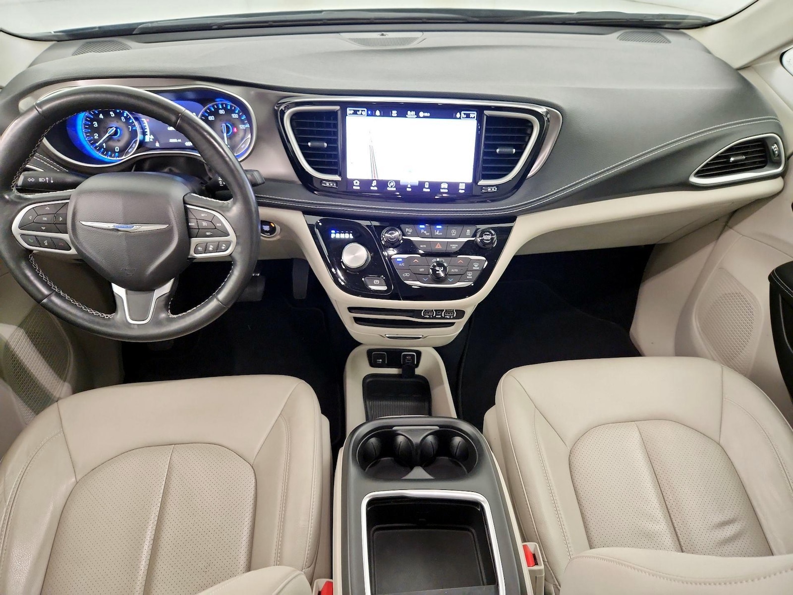 2021 Chrysler Pacifica Touring L - Photo 10