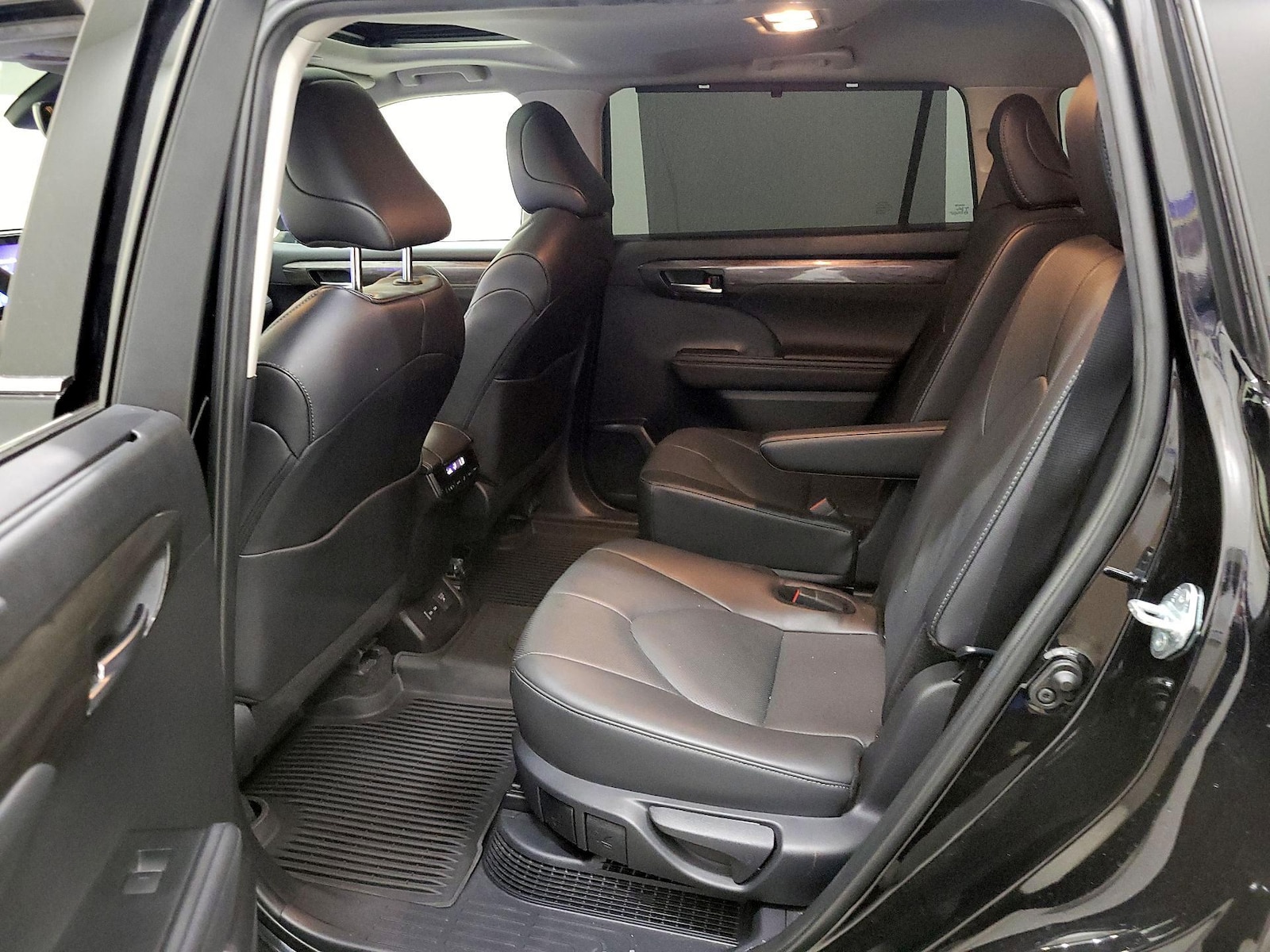 Rear Air Conditioning