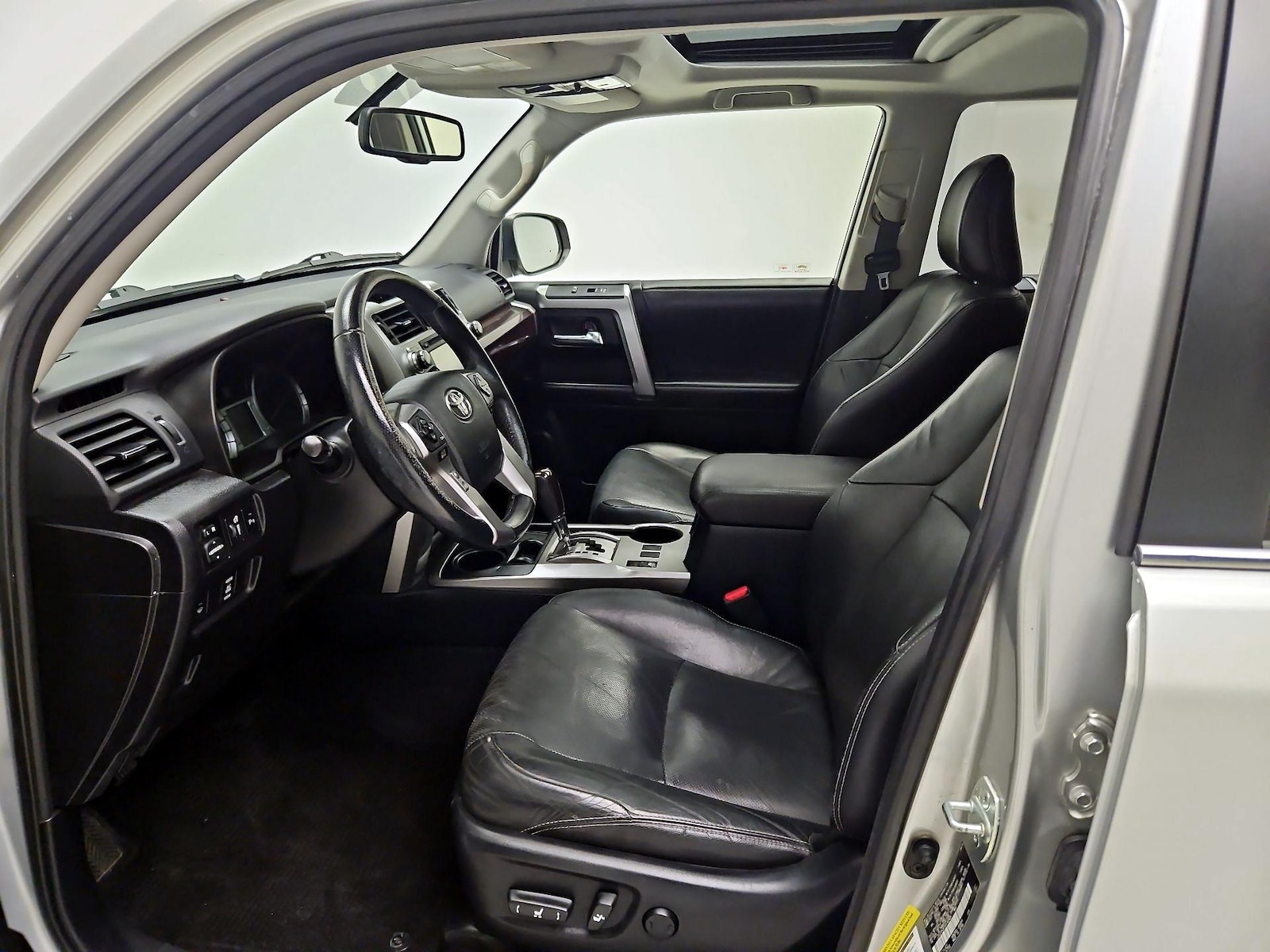 2016 Toyota 4Runner Limited - Photo 12
