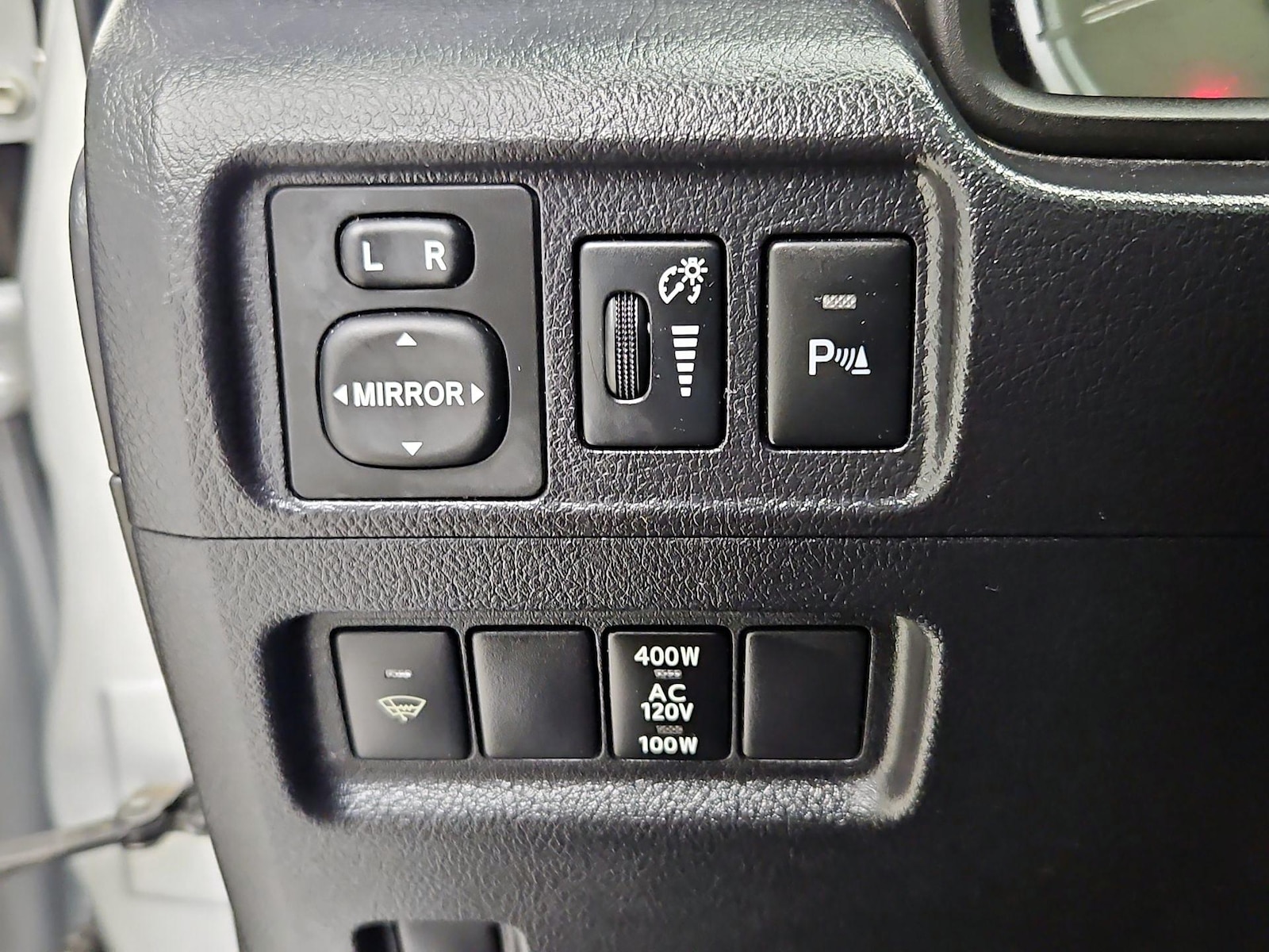 2016 Toyota 4Runner Limited - Photo 14