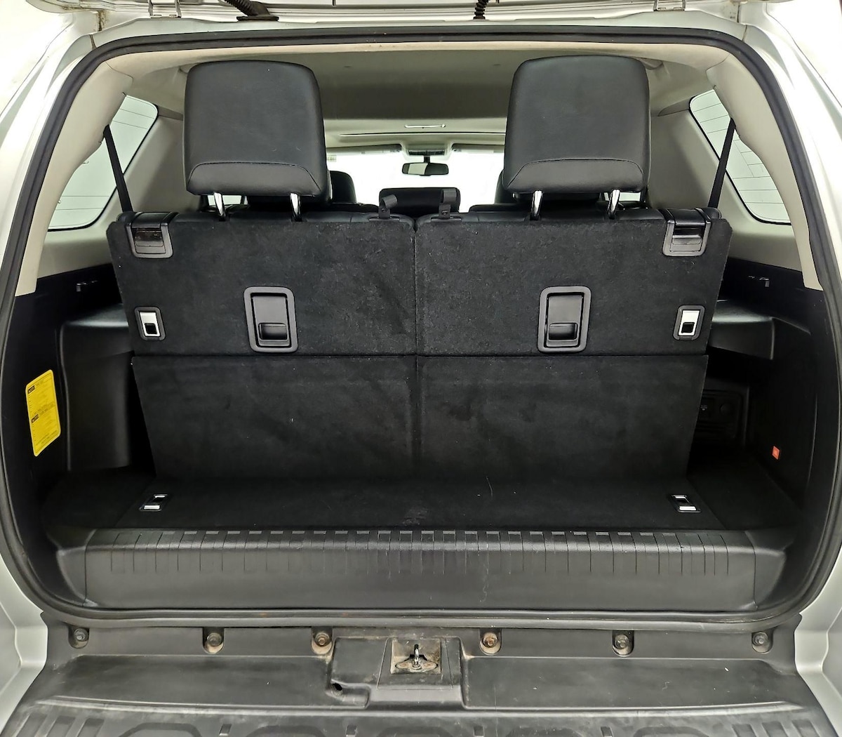 Trunk/Cargo (Seats Up)