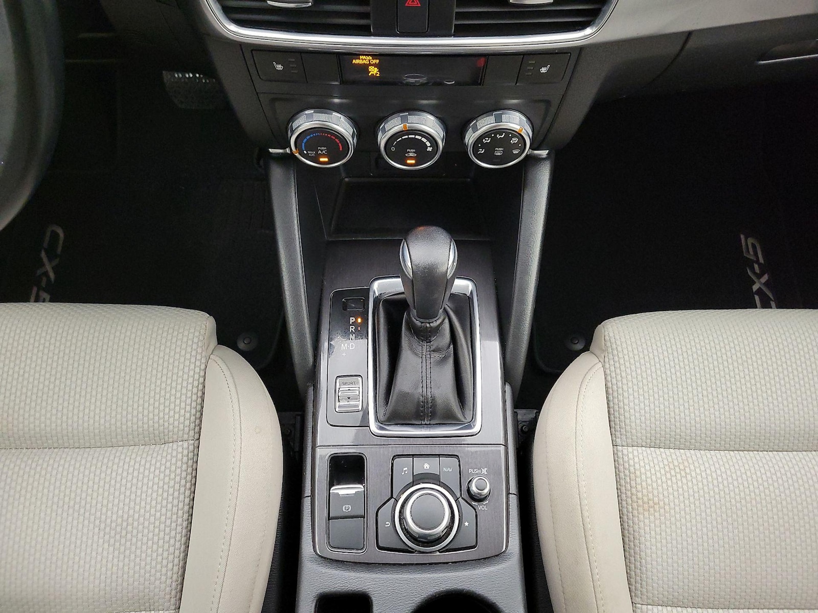 Photo 18