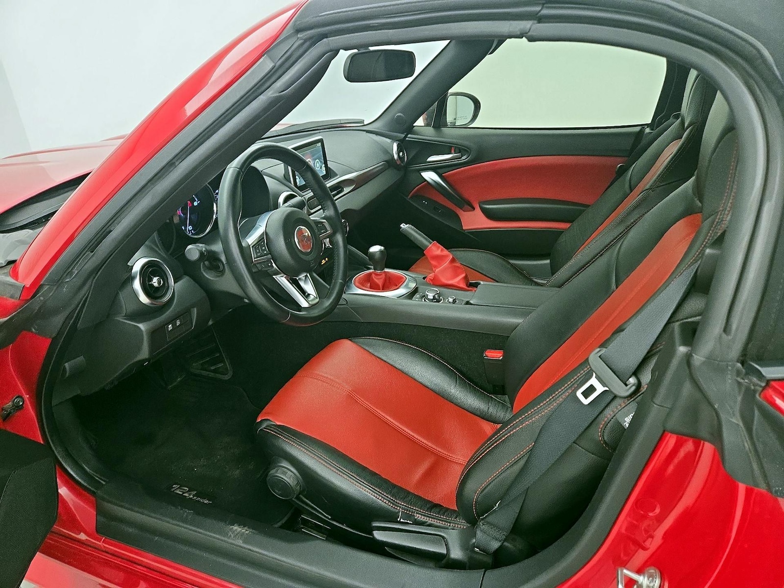 Leather Seats & Side Airbags