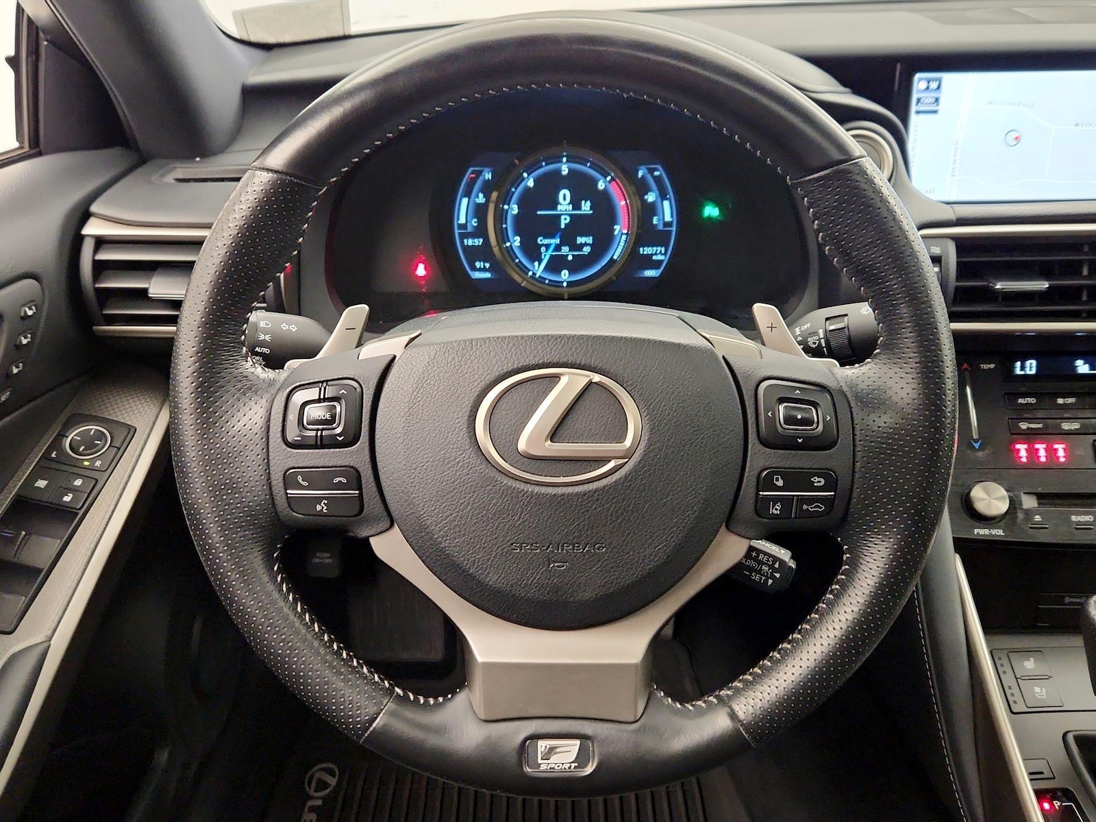 2018 Lexus IS 300 - Photo 11