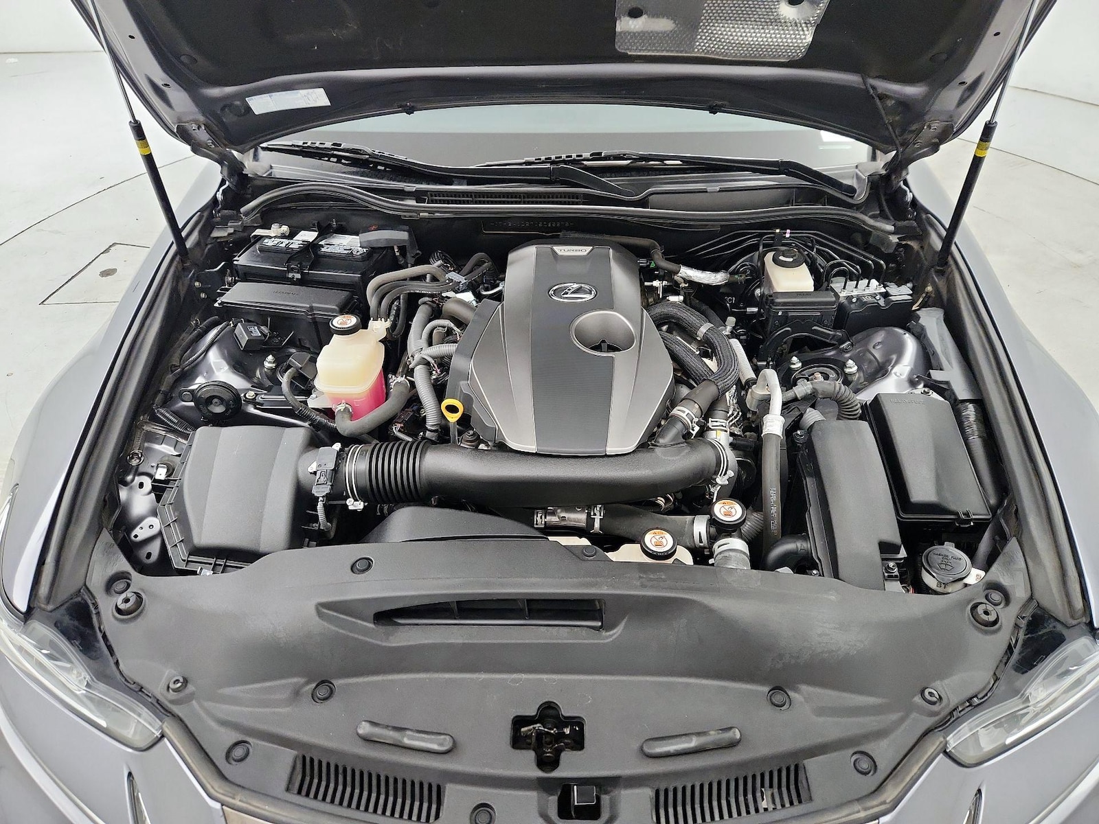 2018 Lexus IS 300 - Photo 23