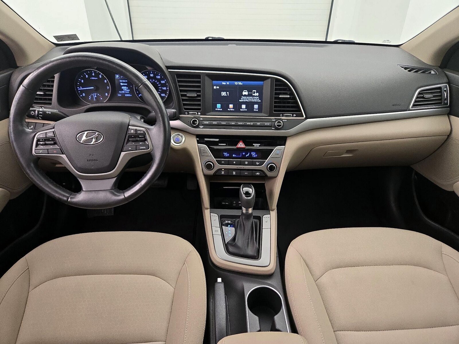 Apple CarPlay® & Android Auto™