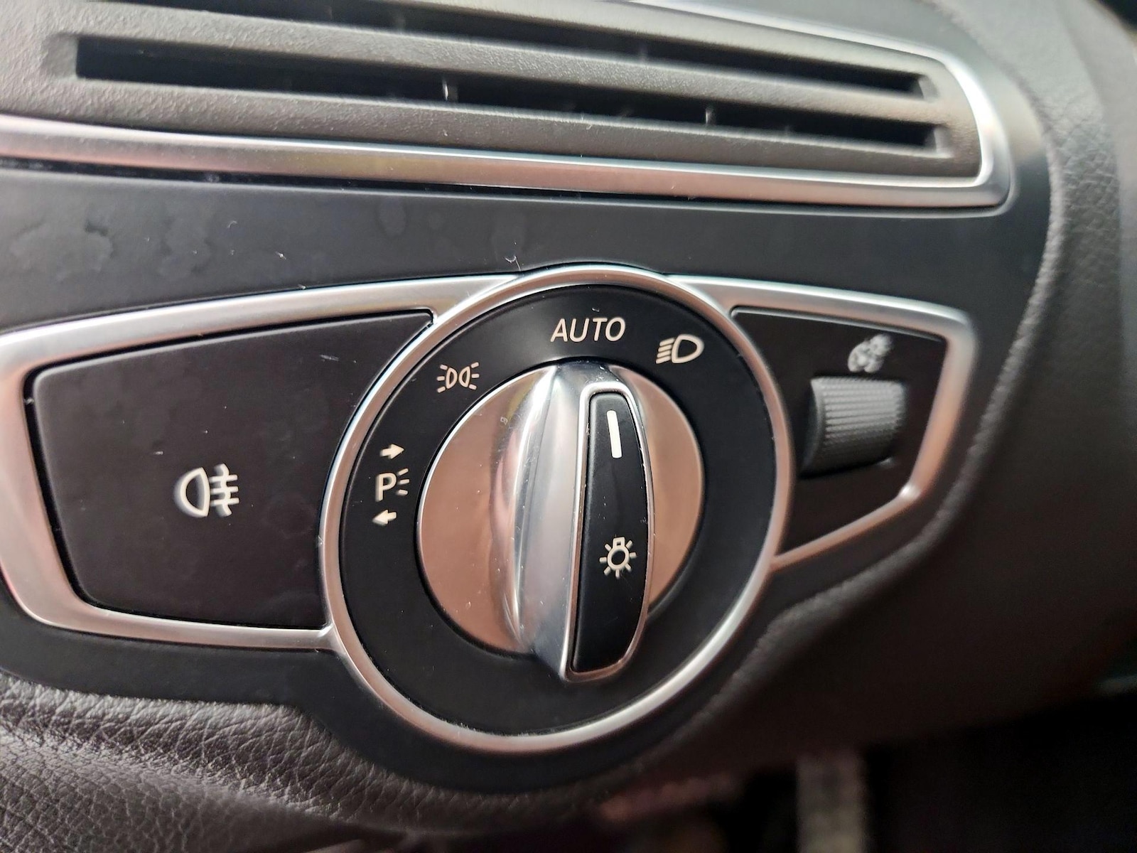 2020 Mercedes-Benz C-Class Sedan C300 - Photo 14