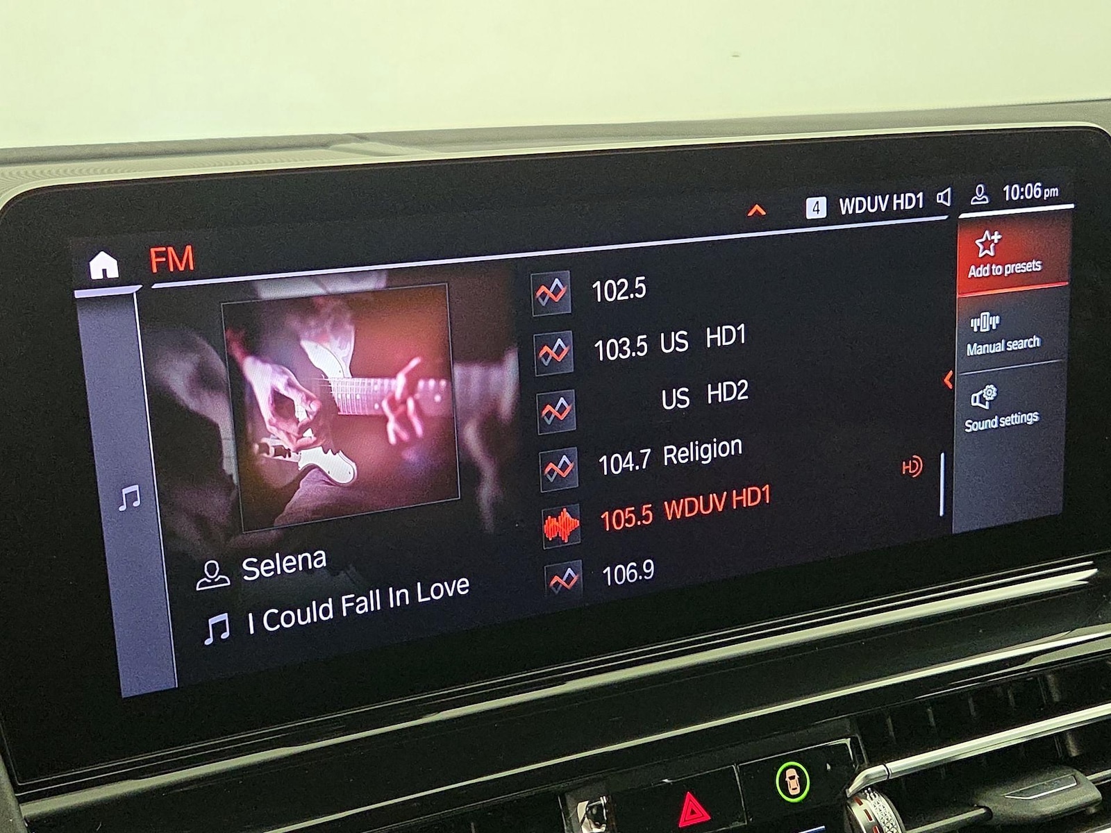 2026 BMW 8 Series M850i - Photo 17