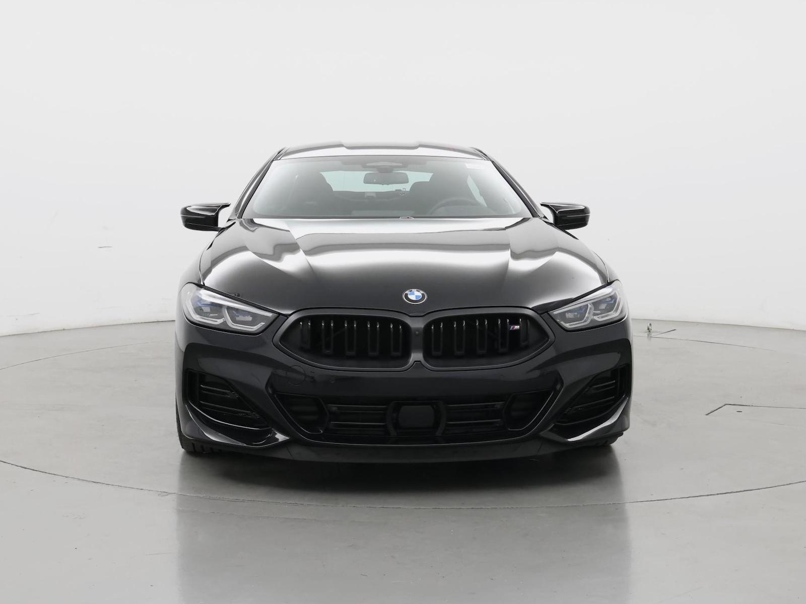 2026 BMW 8 Series M850i - Photo 6