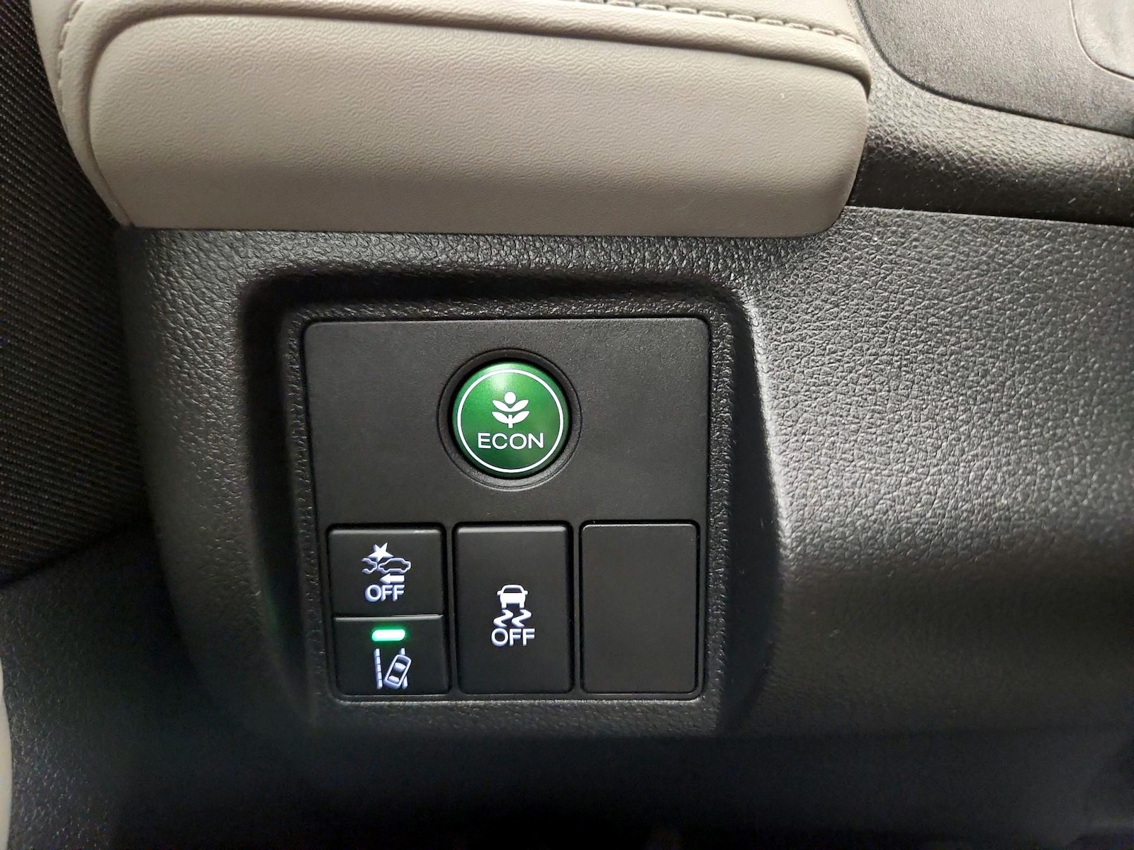2021 Honda HR-V EX - Photo 14