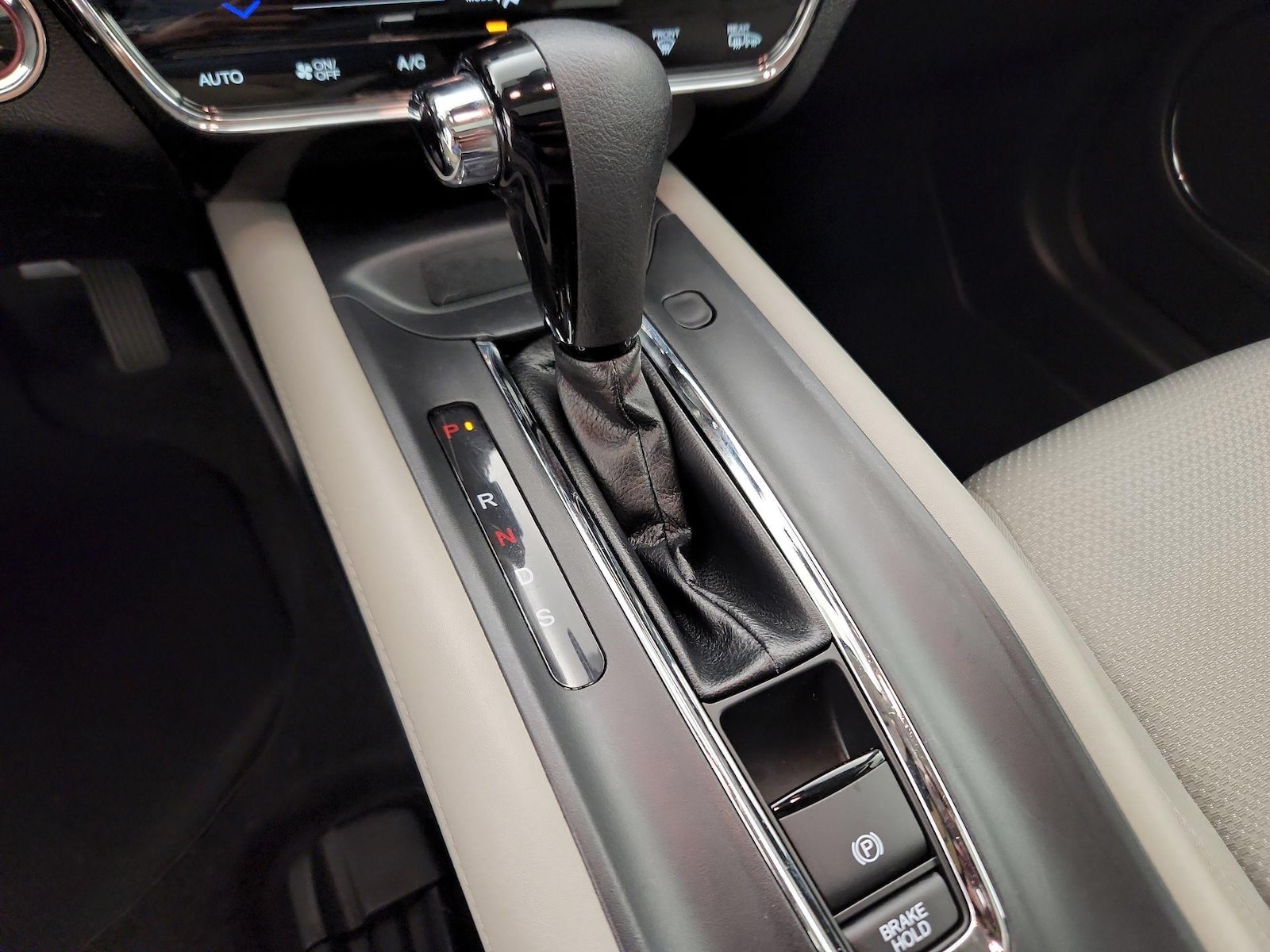 2021 Honda HR-V EX - Photo 18