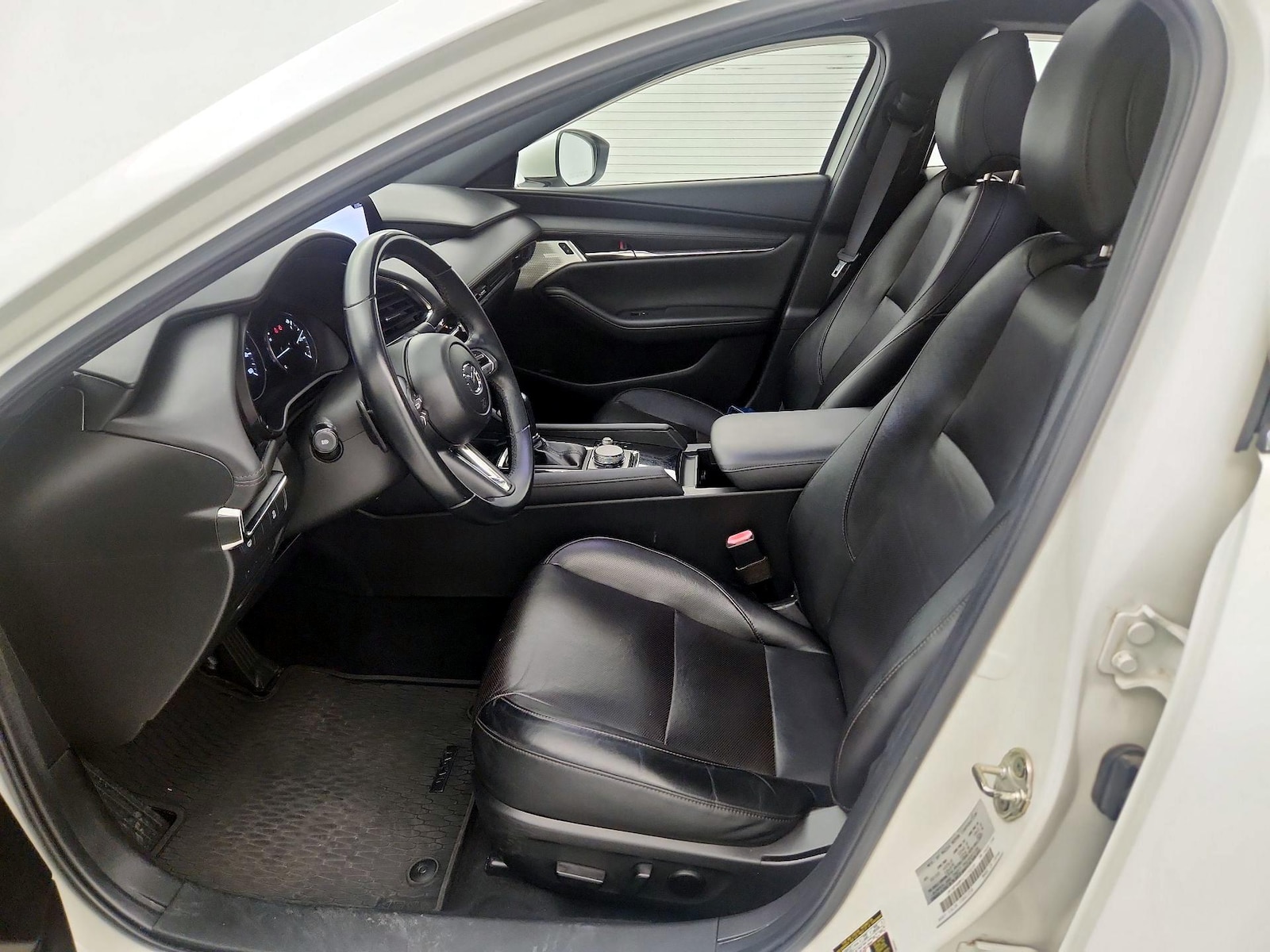 2020 Mazda Mazda3 Premium - Photo 12