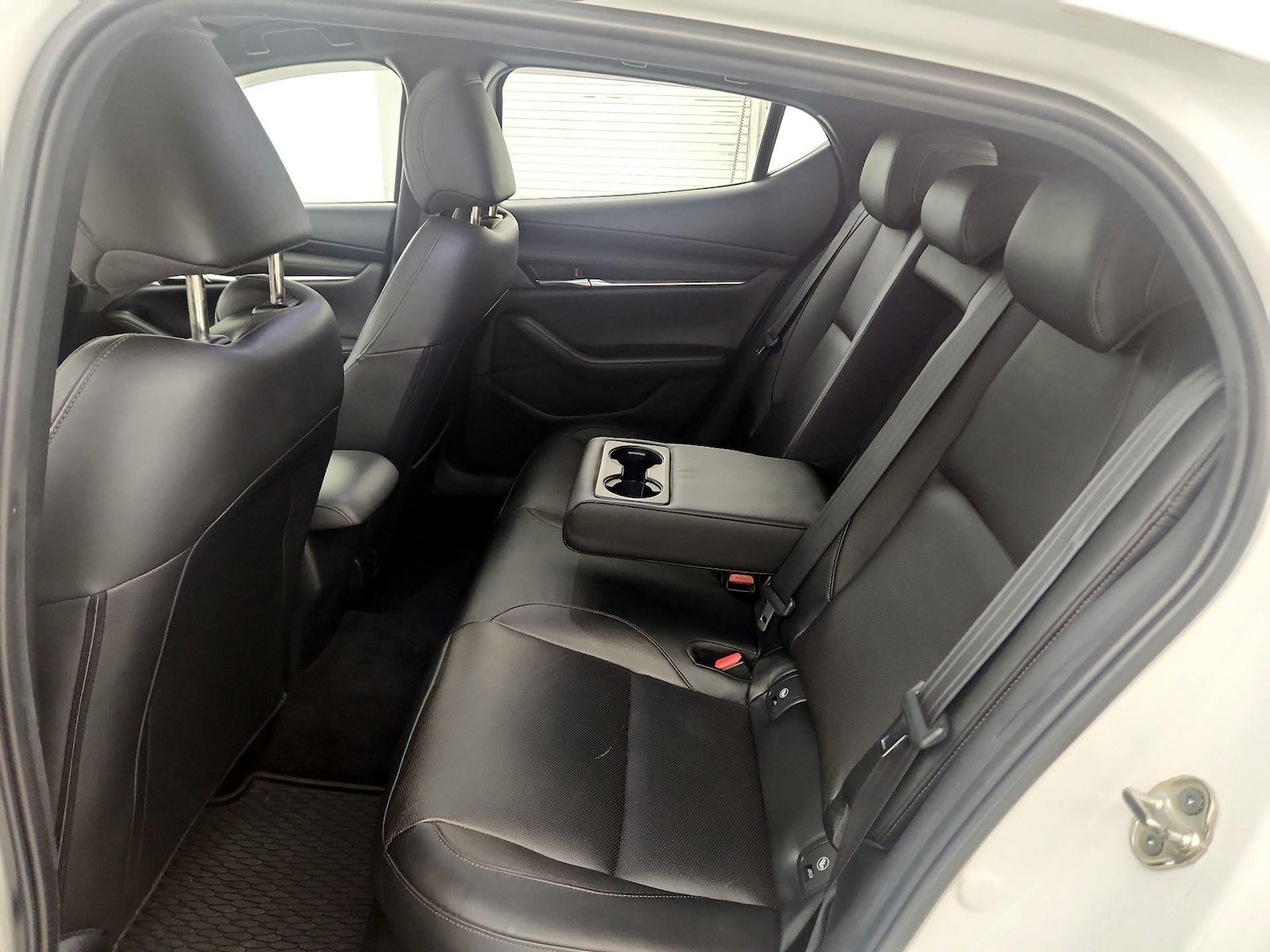 2020 Mazda Mazda3 Premium - Photo 22