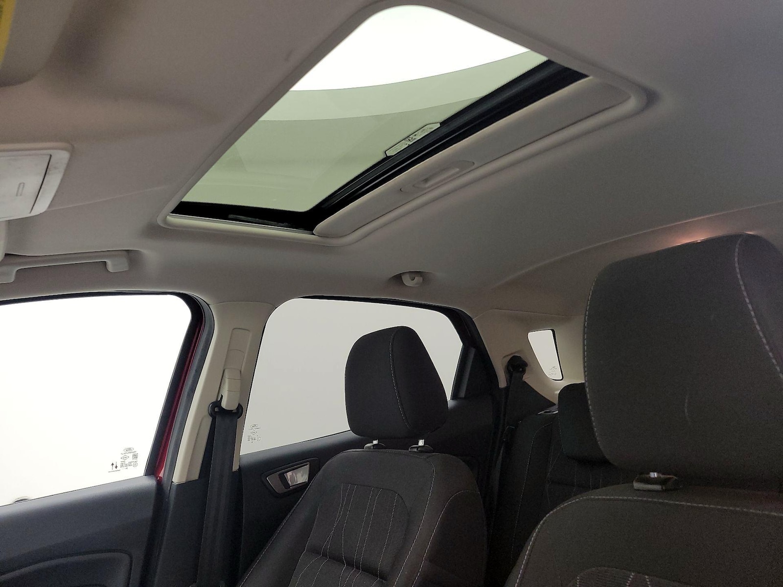 Sunroof(s) & Overhead Airbags